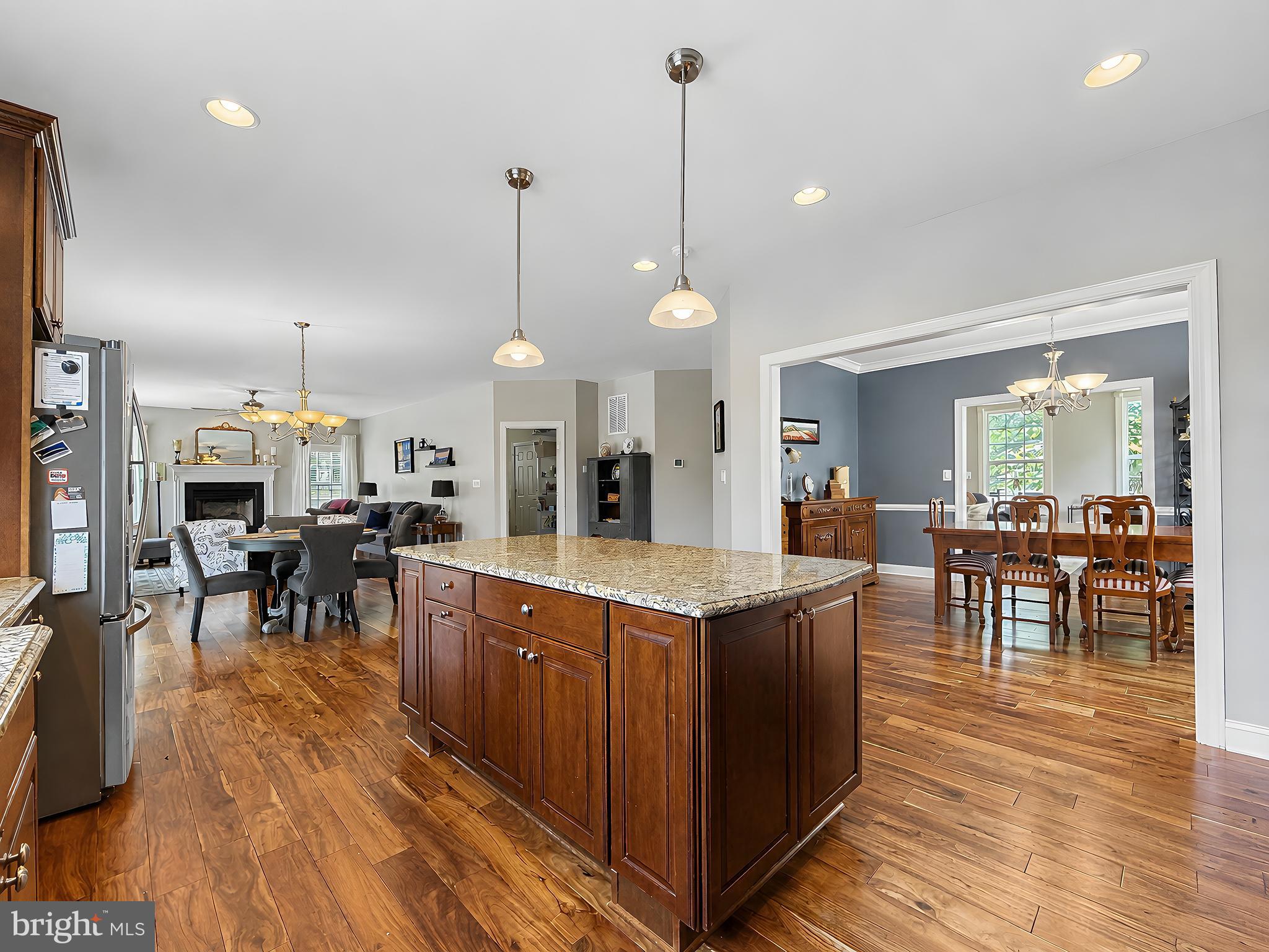 LEONARDS GRANT - Residential