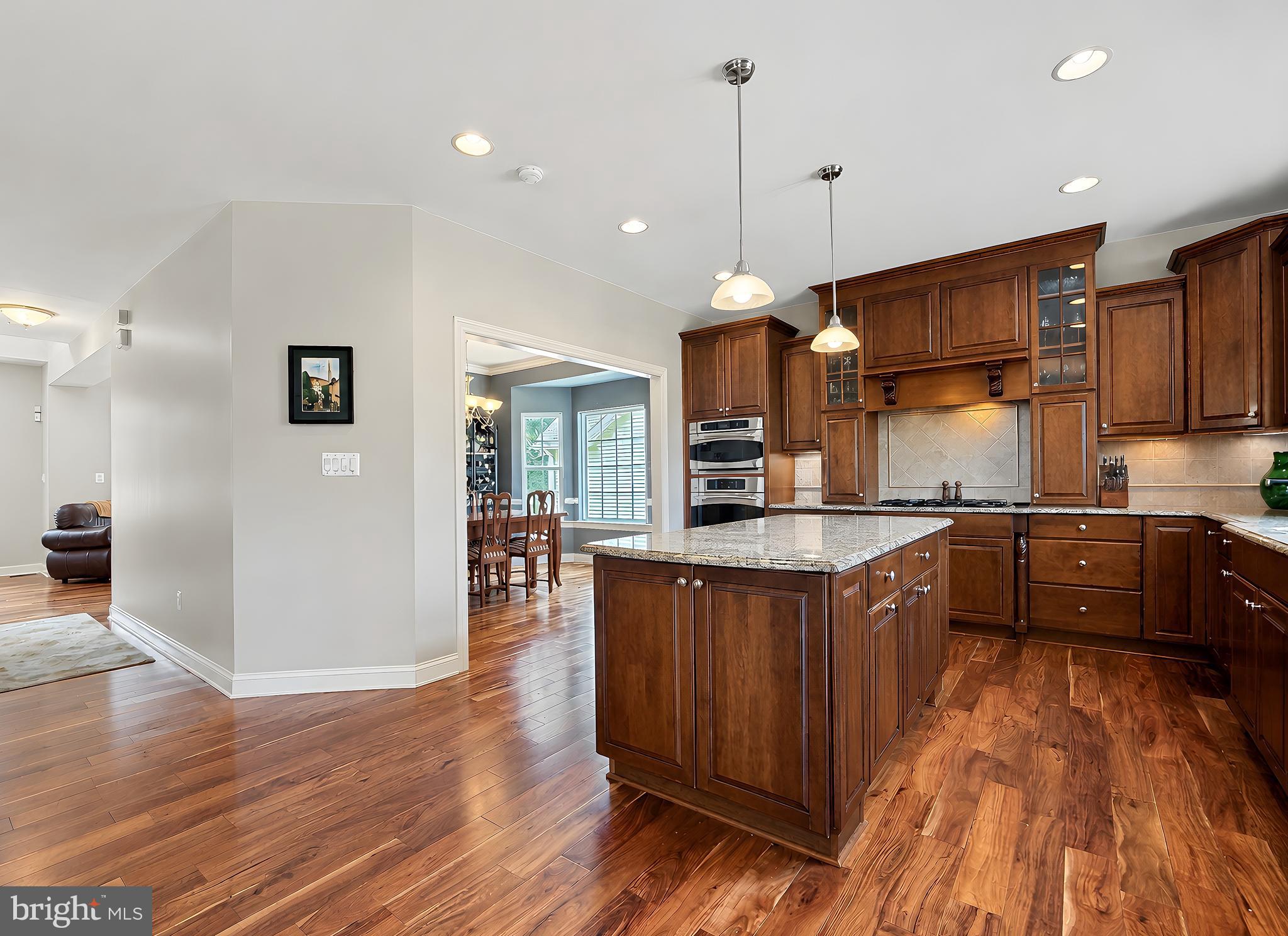 LEONARDS GRANT - Residential