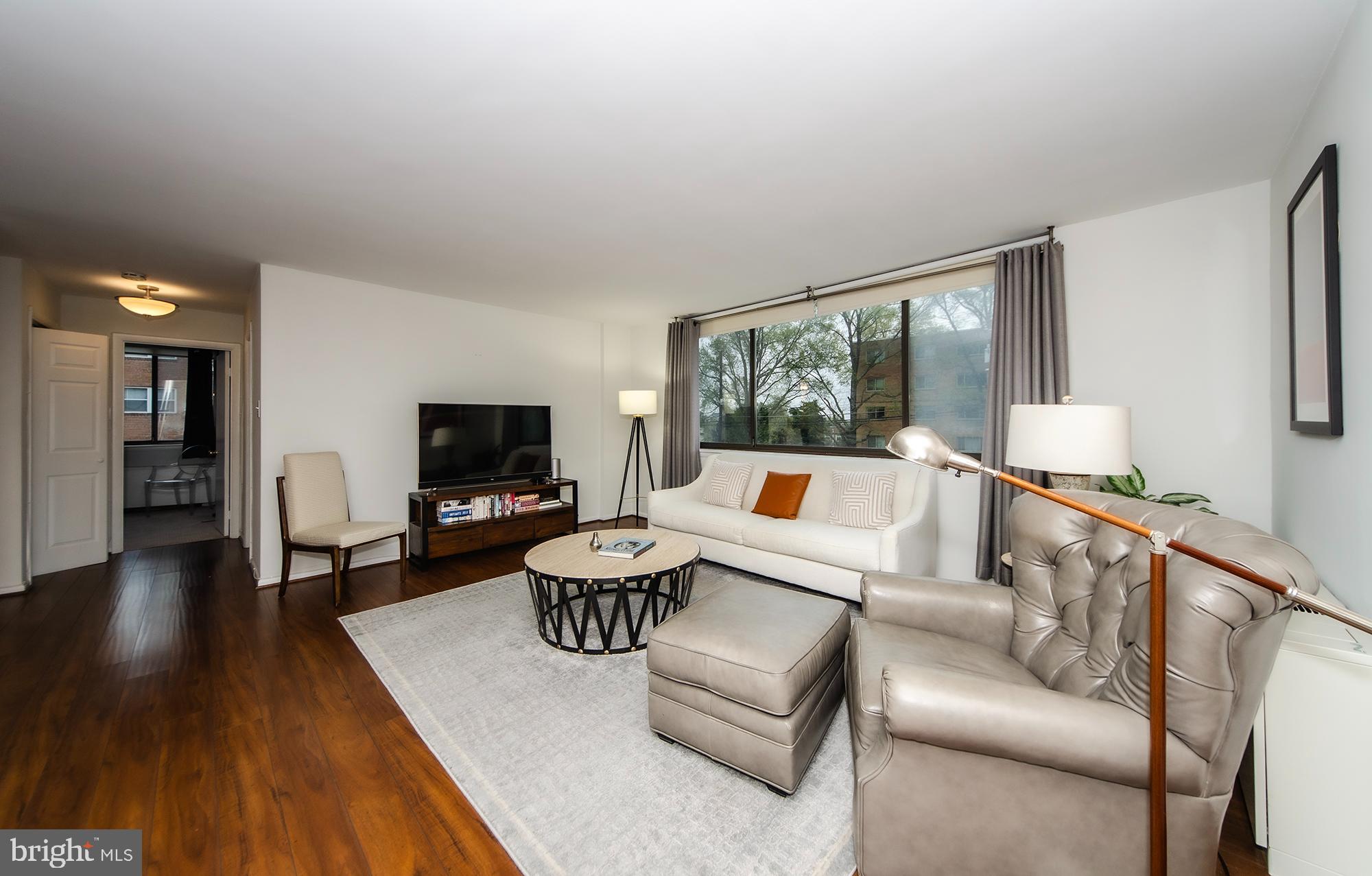 LORCOM HOUSE - Residential