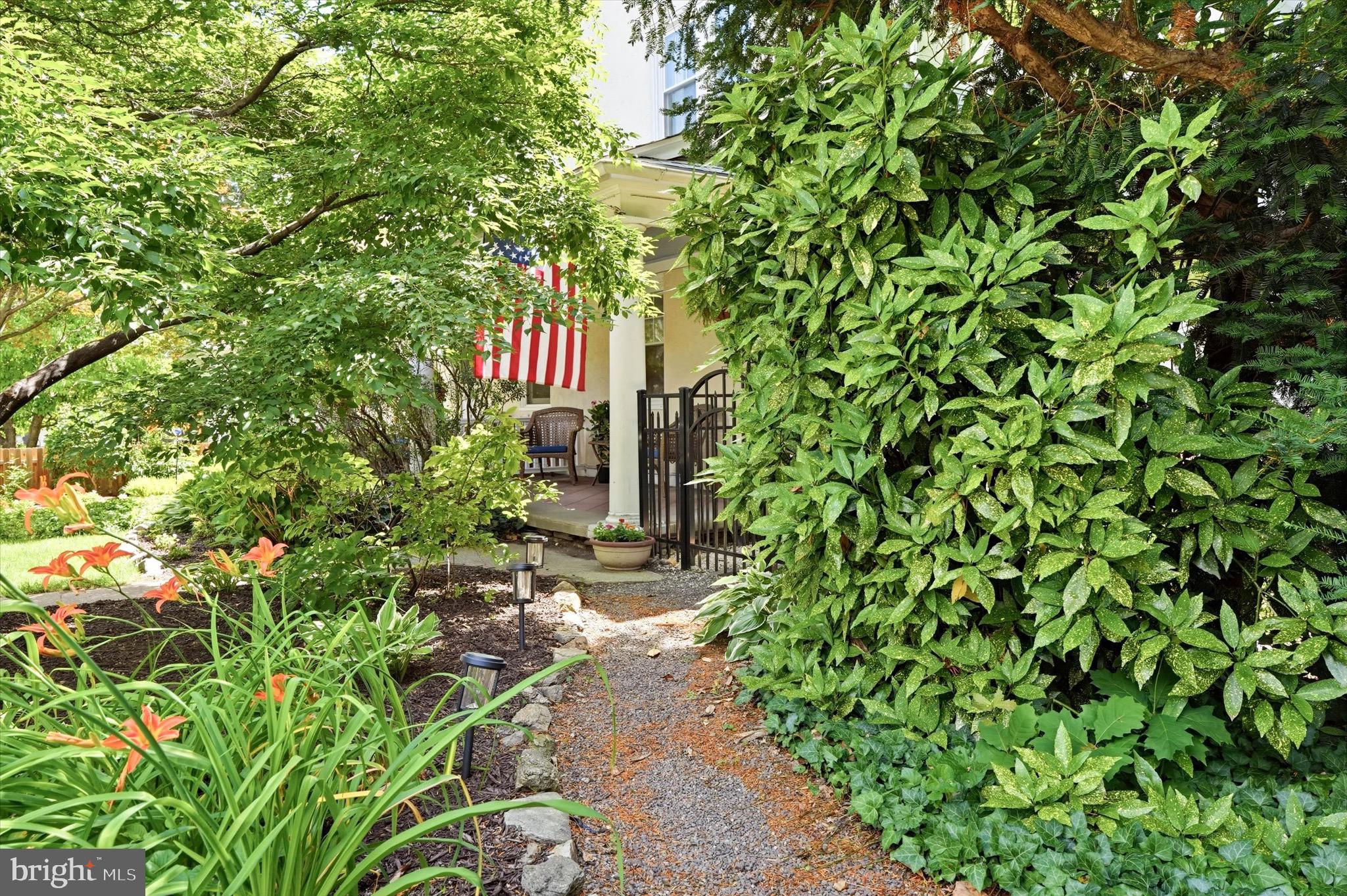 OLD WYNCOTE - Residential