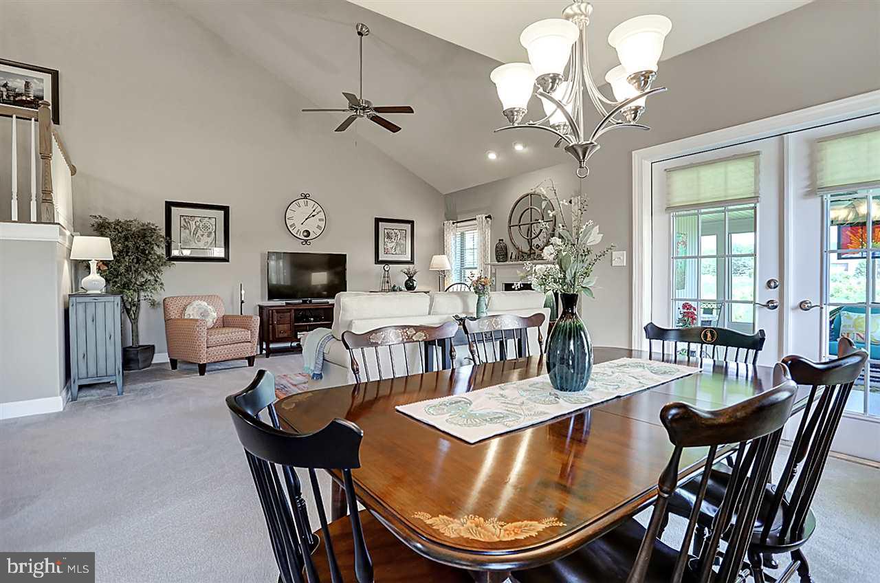 DEER RUN COMMONS - Residential