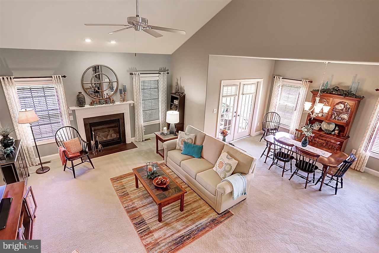 DEER RUN COMMONS - Residential