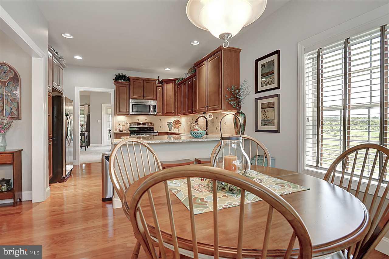 DEER RUN COMMONS - Residential