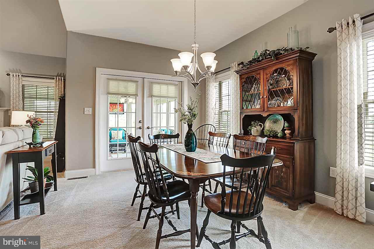 DEER RUN COMMONS - Residential