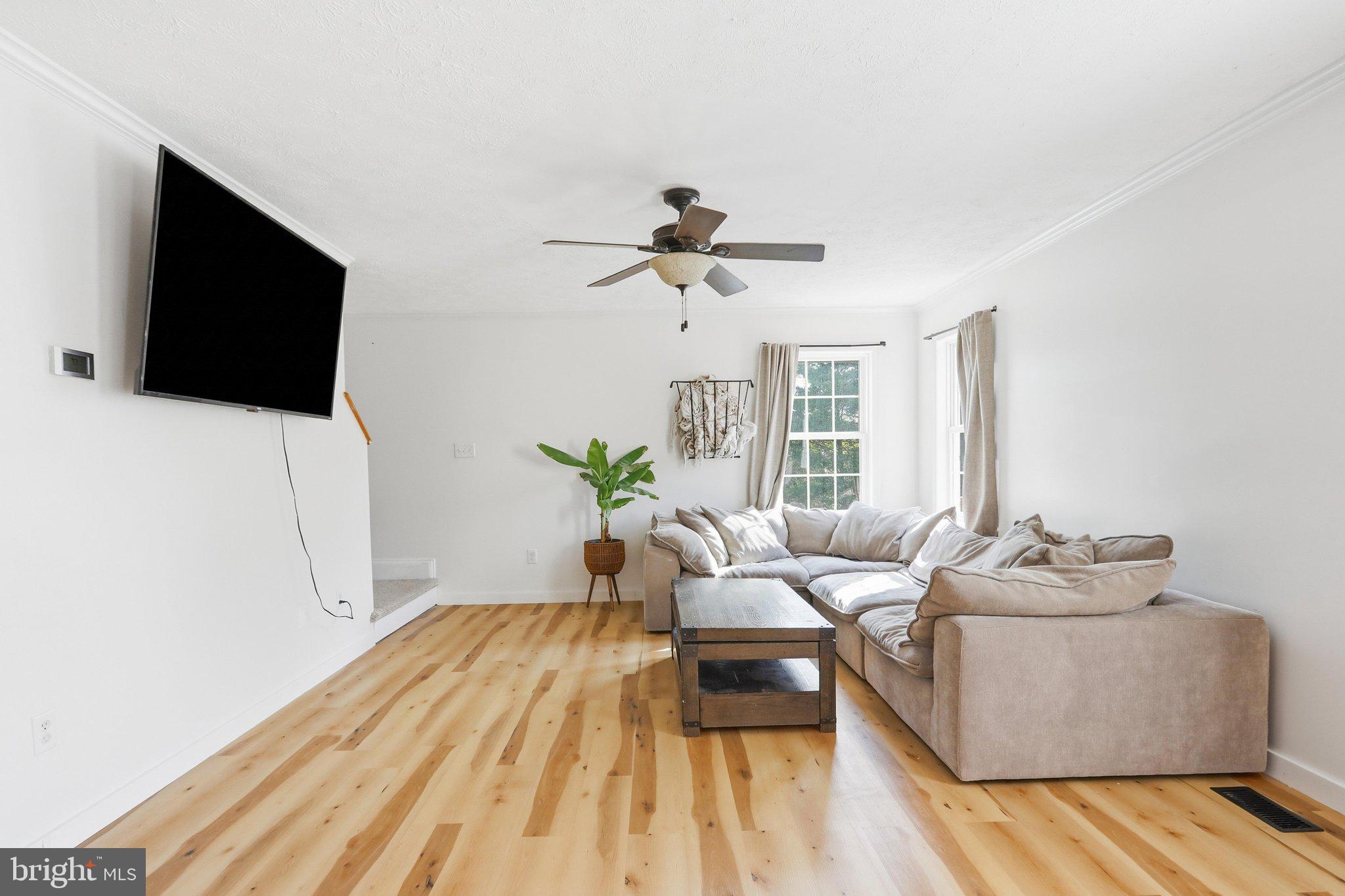 BROOK ESTATES - Residential