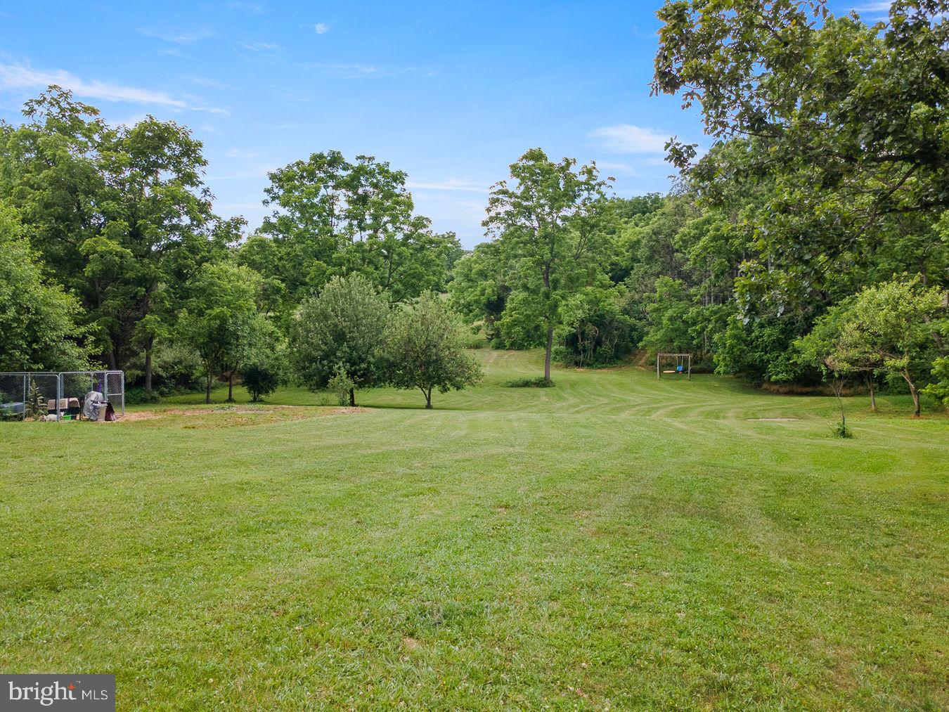 BROOK ESTATES - Residential