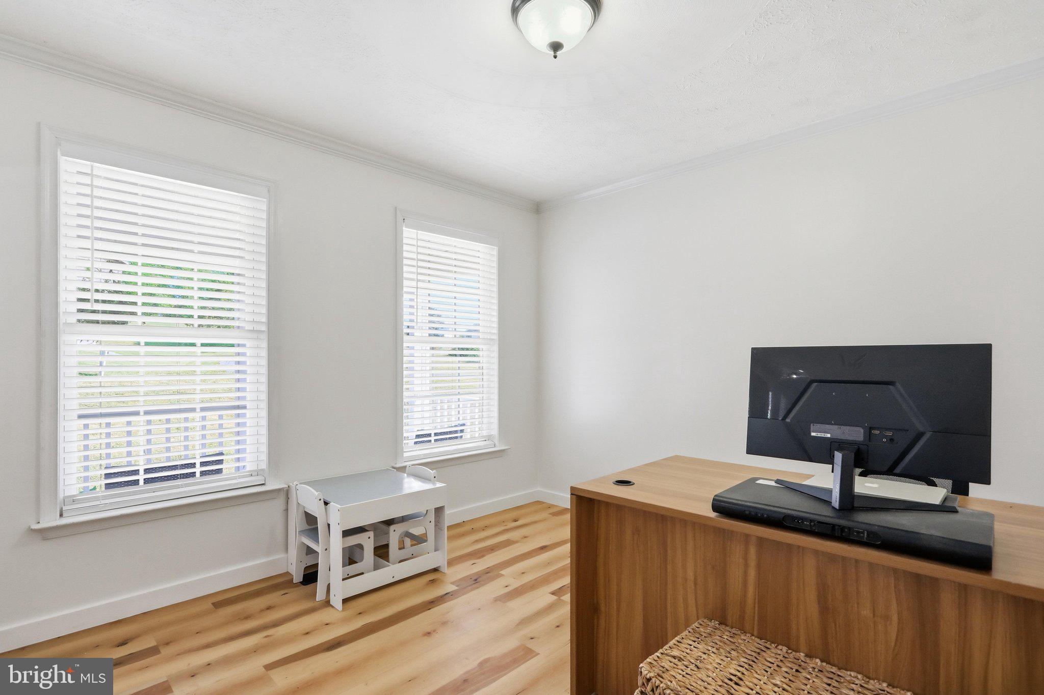 BROOK ESTATES - Residential