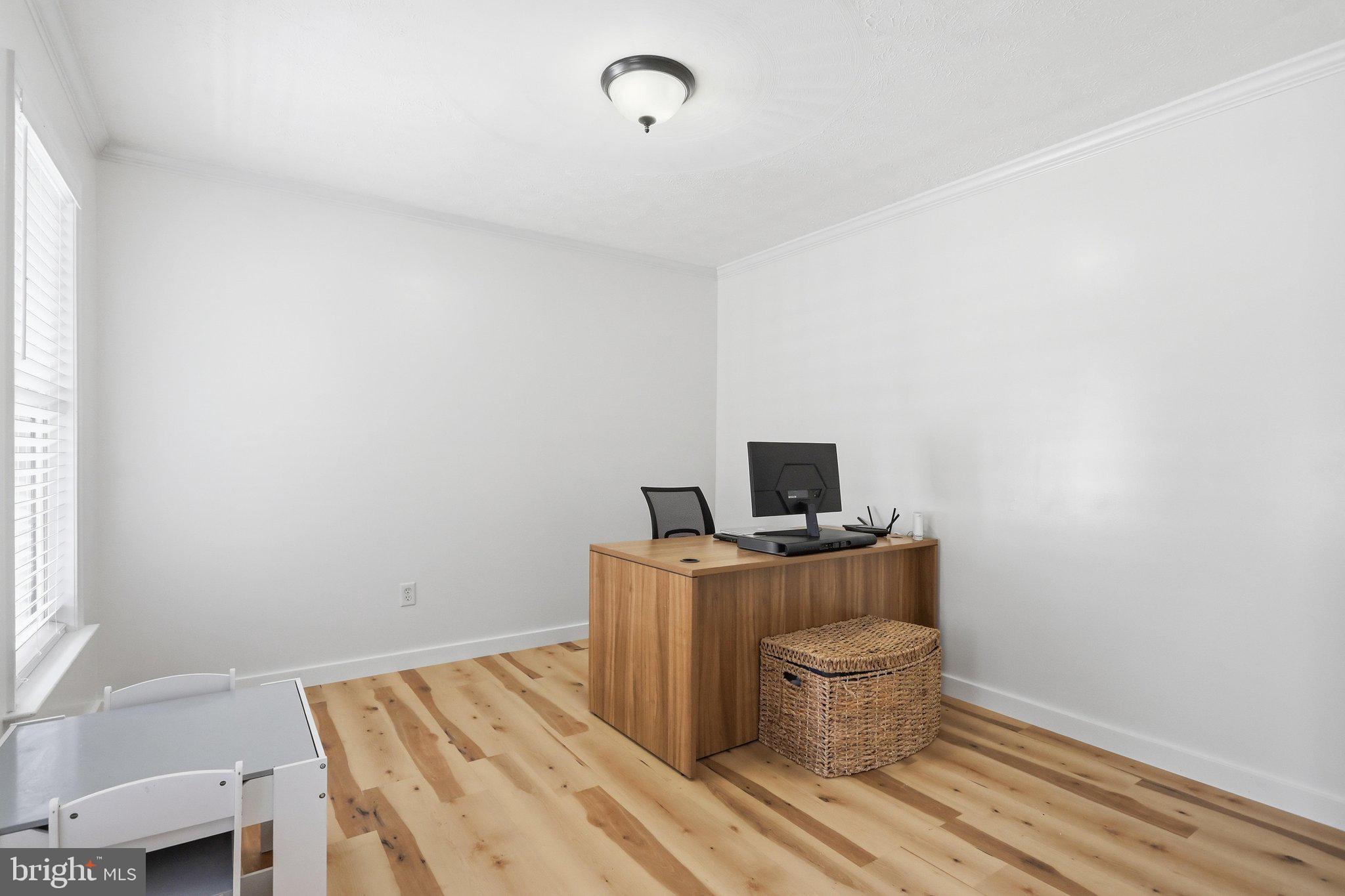 BROOK ESTATES - Residential