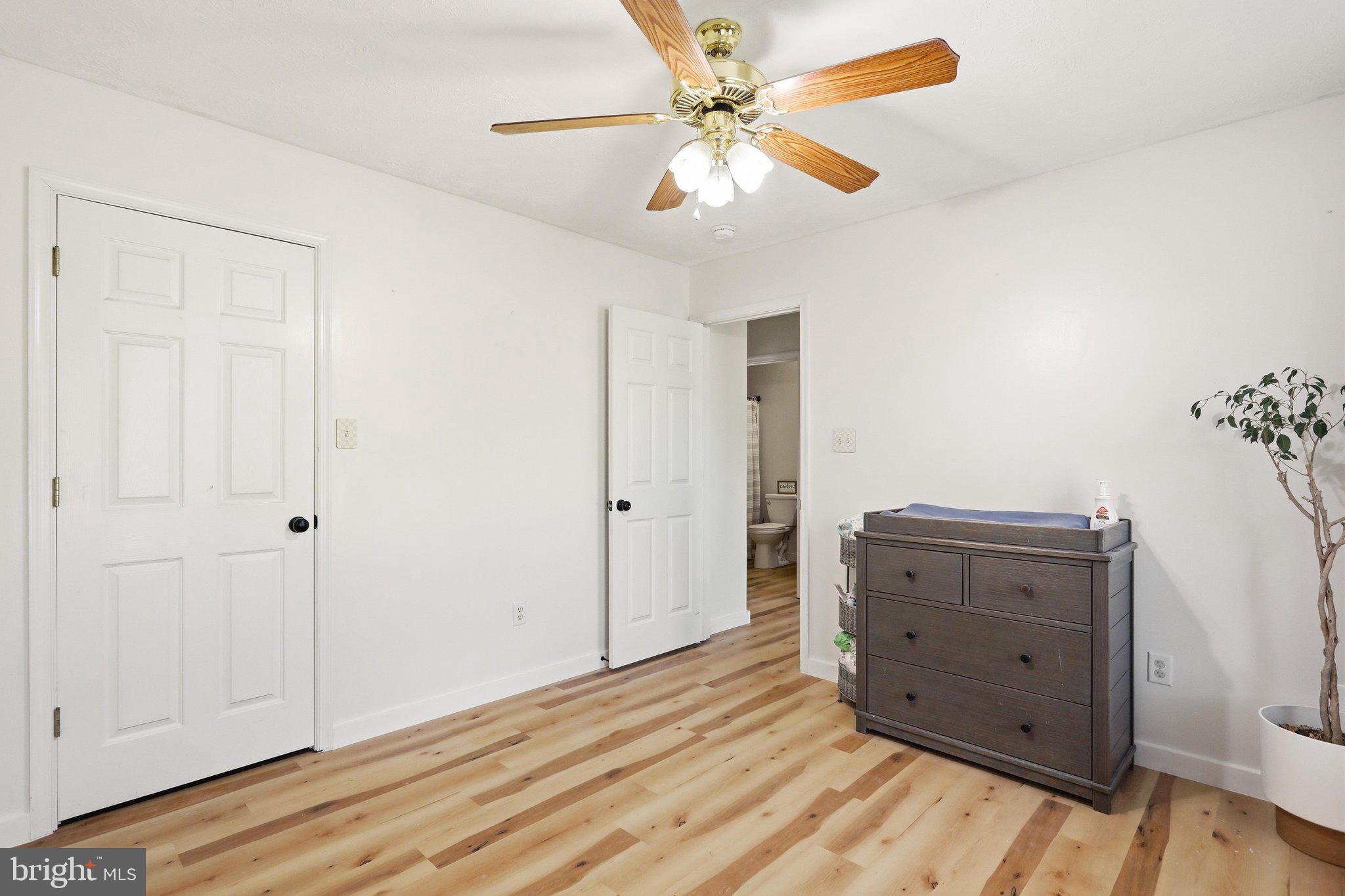 BROOK ESTATES - Residential