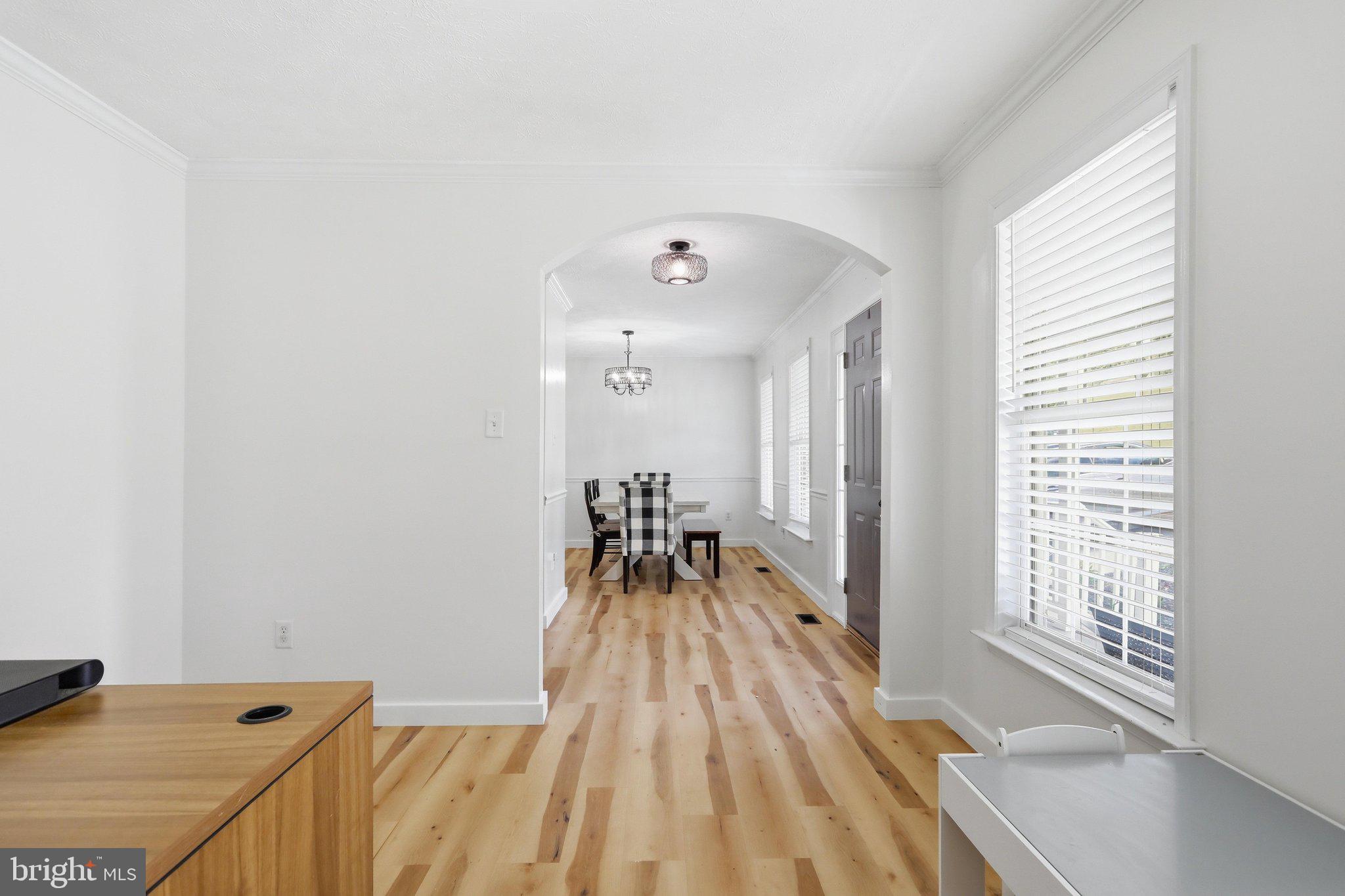 BROOK ESTATES - Residential