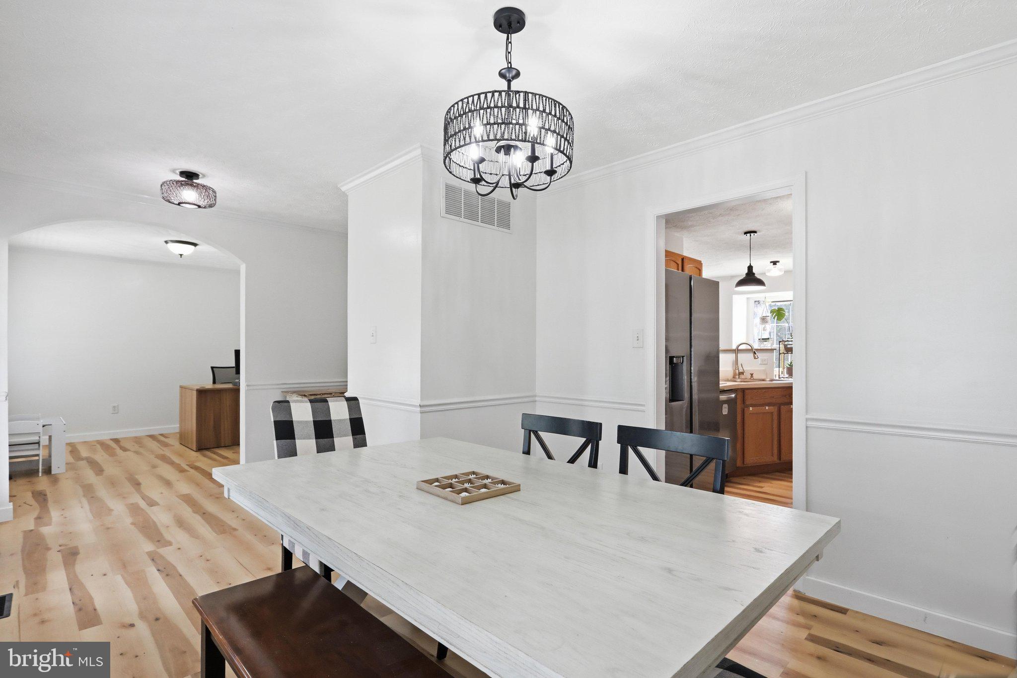 BROOK ESTATES - Residential