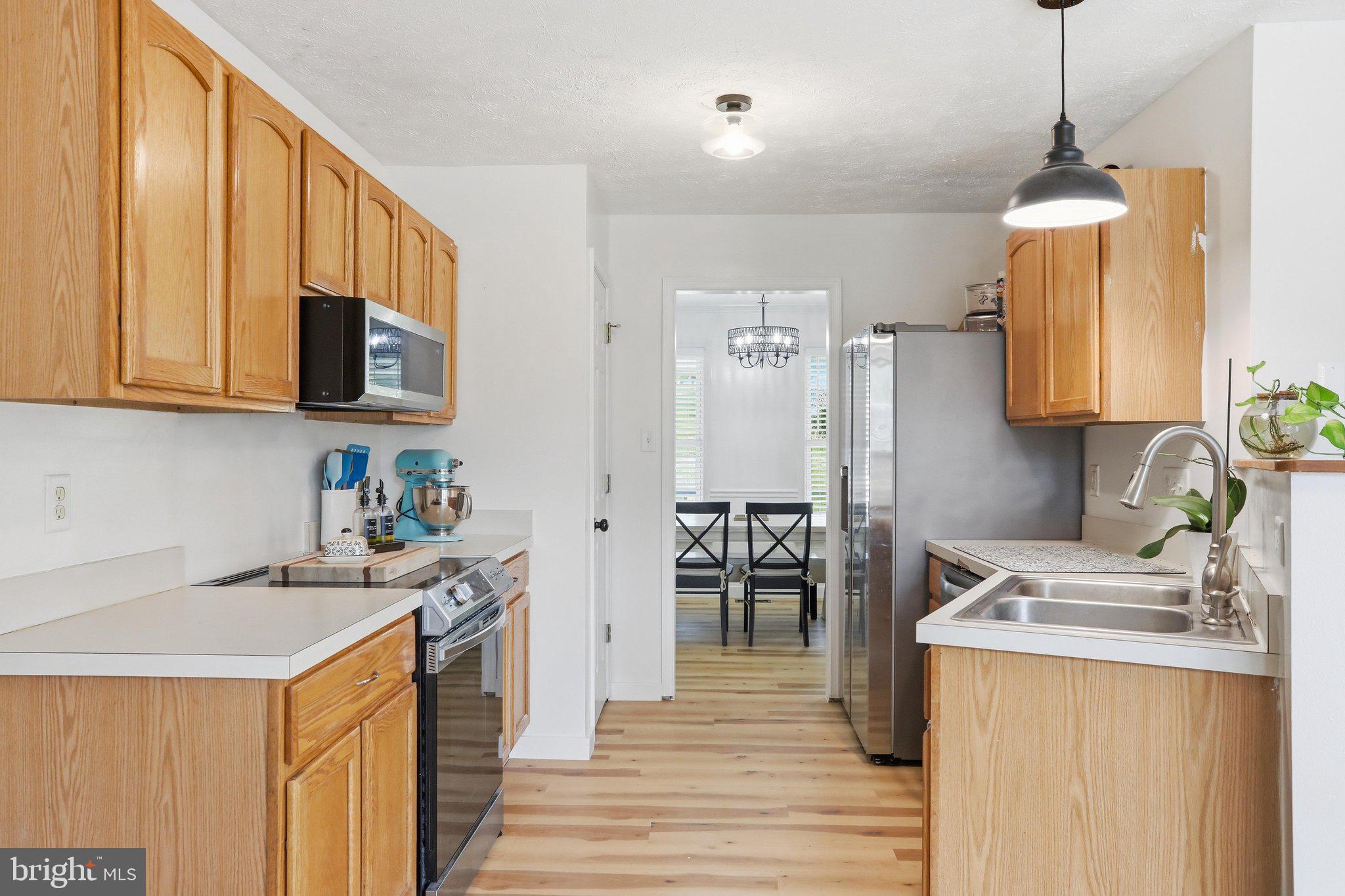 BROOK ESTATES - Residential