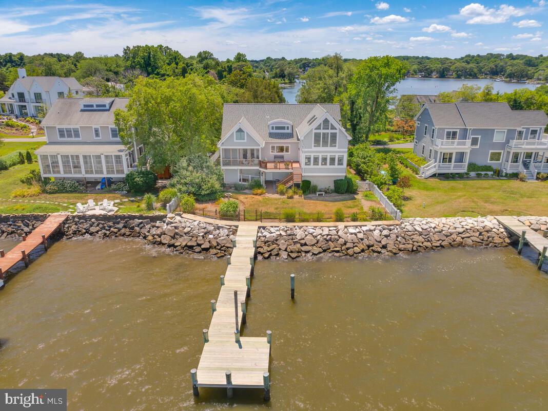 BAY HEAD - Residential