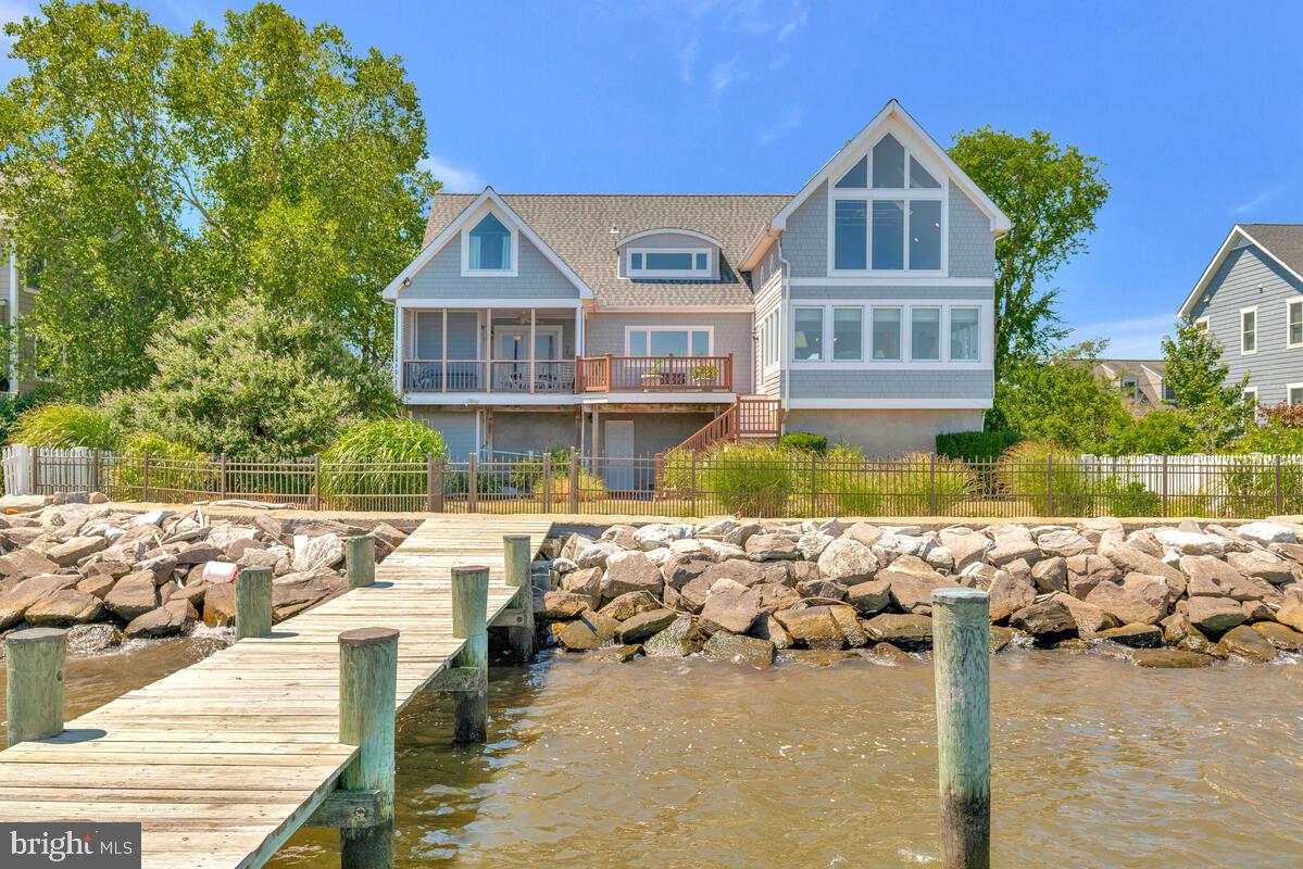 BAY HEAD - Residential