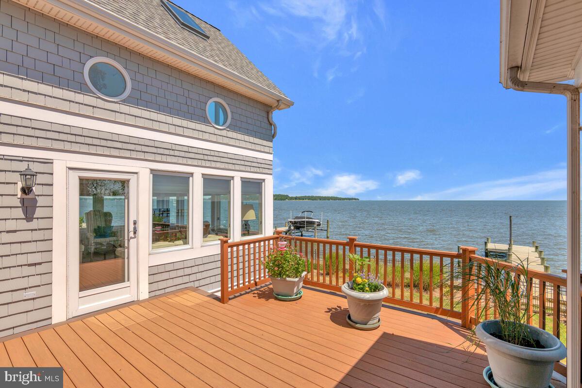 BAY HEAD - Residential