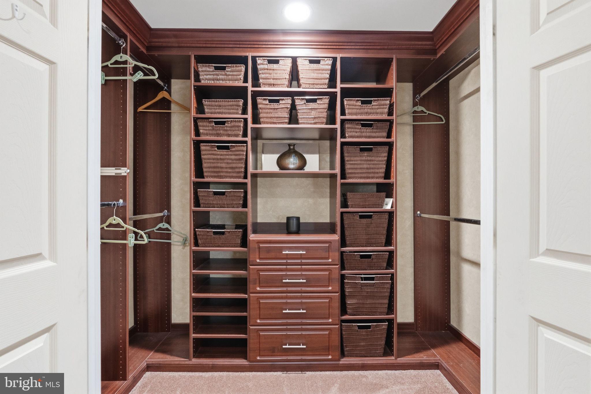 LOWELL HILLS - Residential