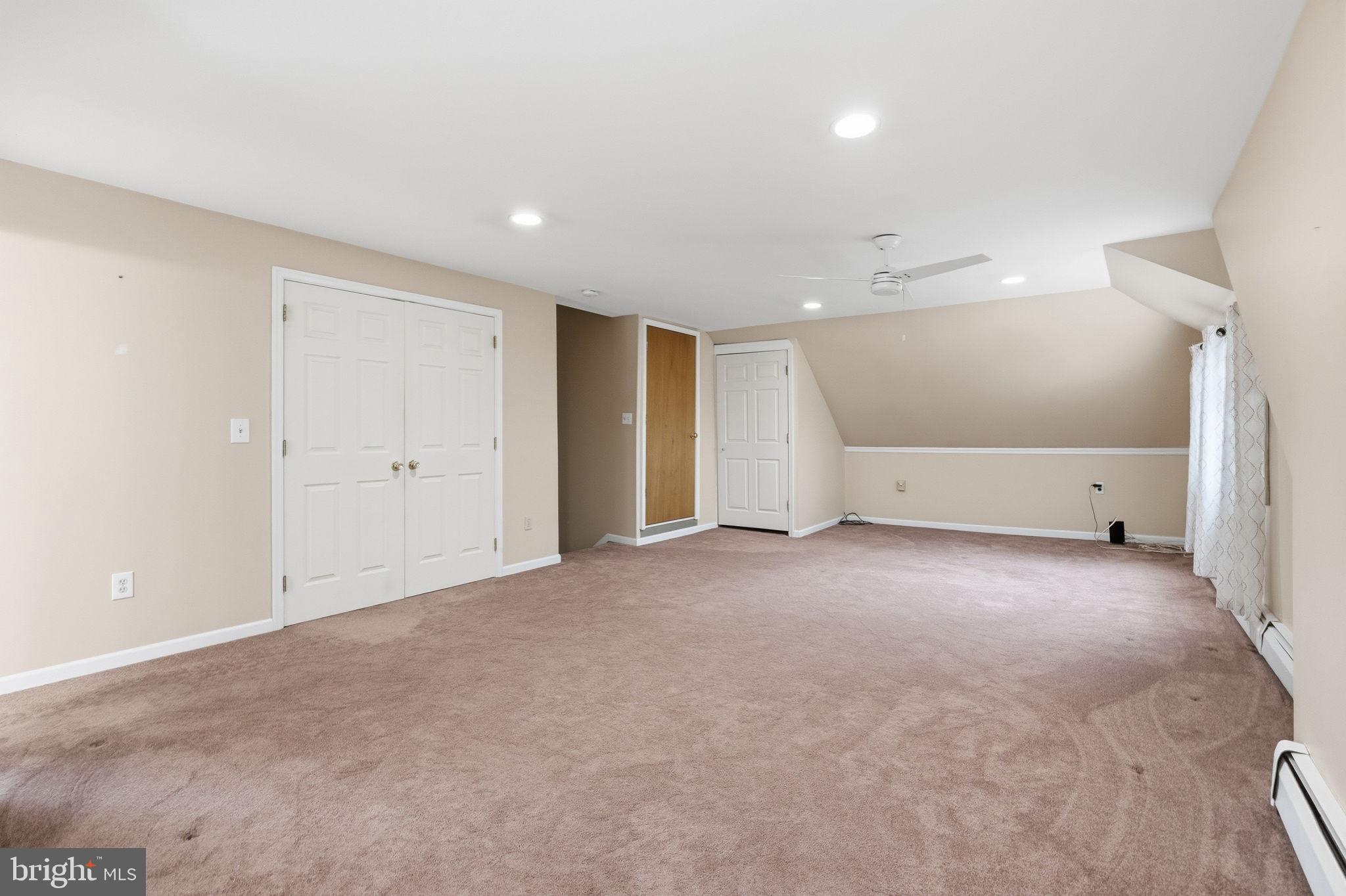 LOWELL HILLS - Residential