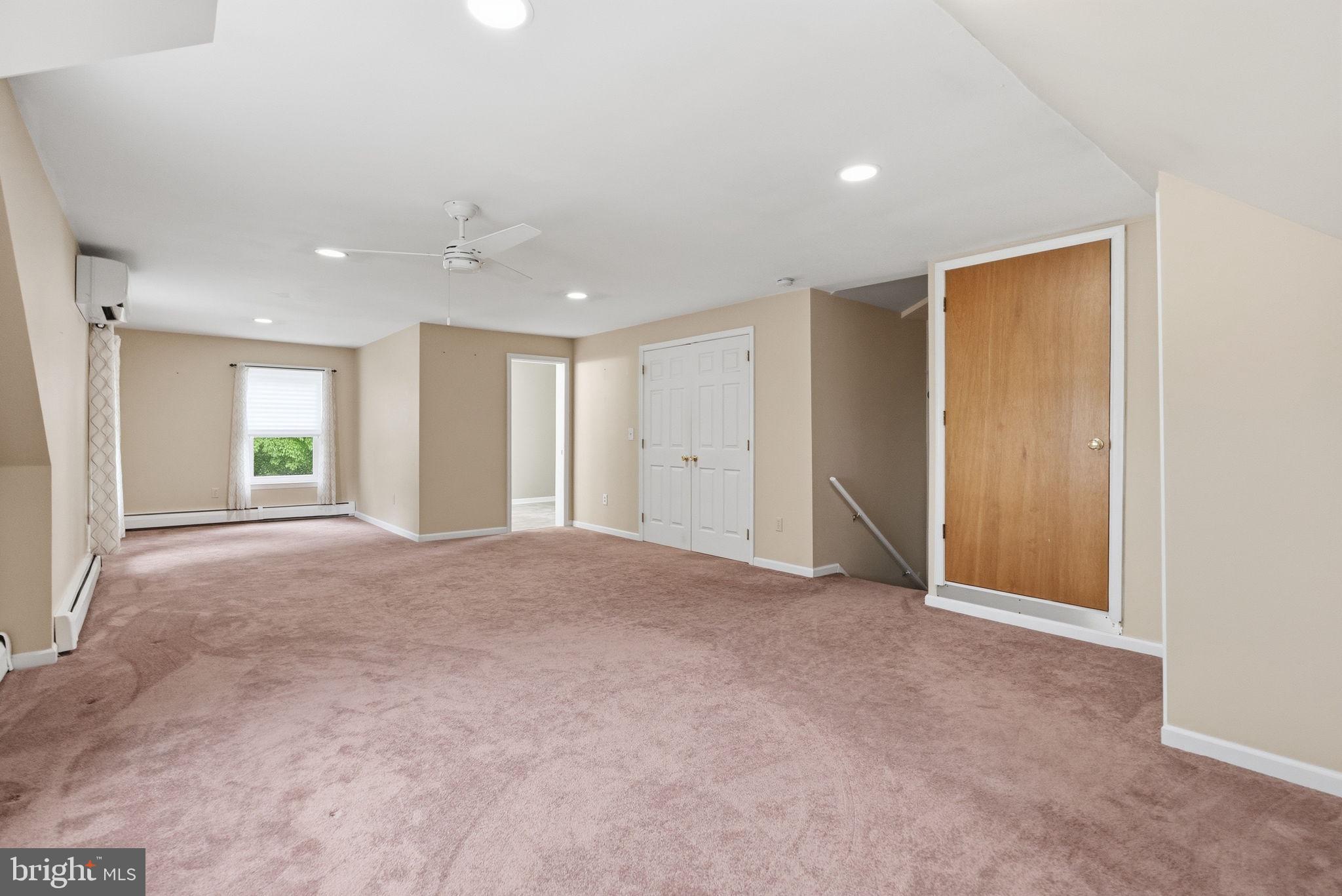 LOWELL HILLS - Residential