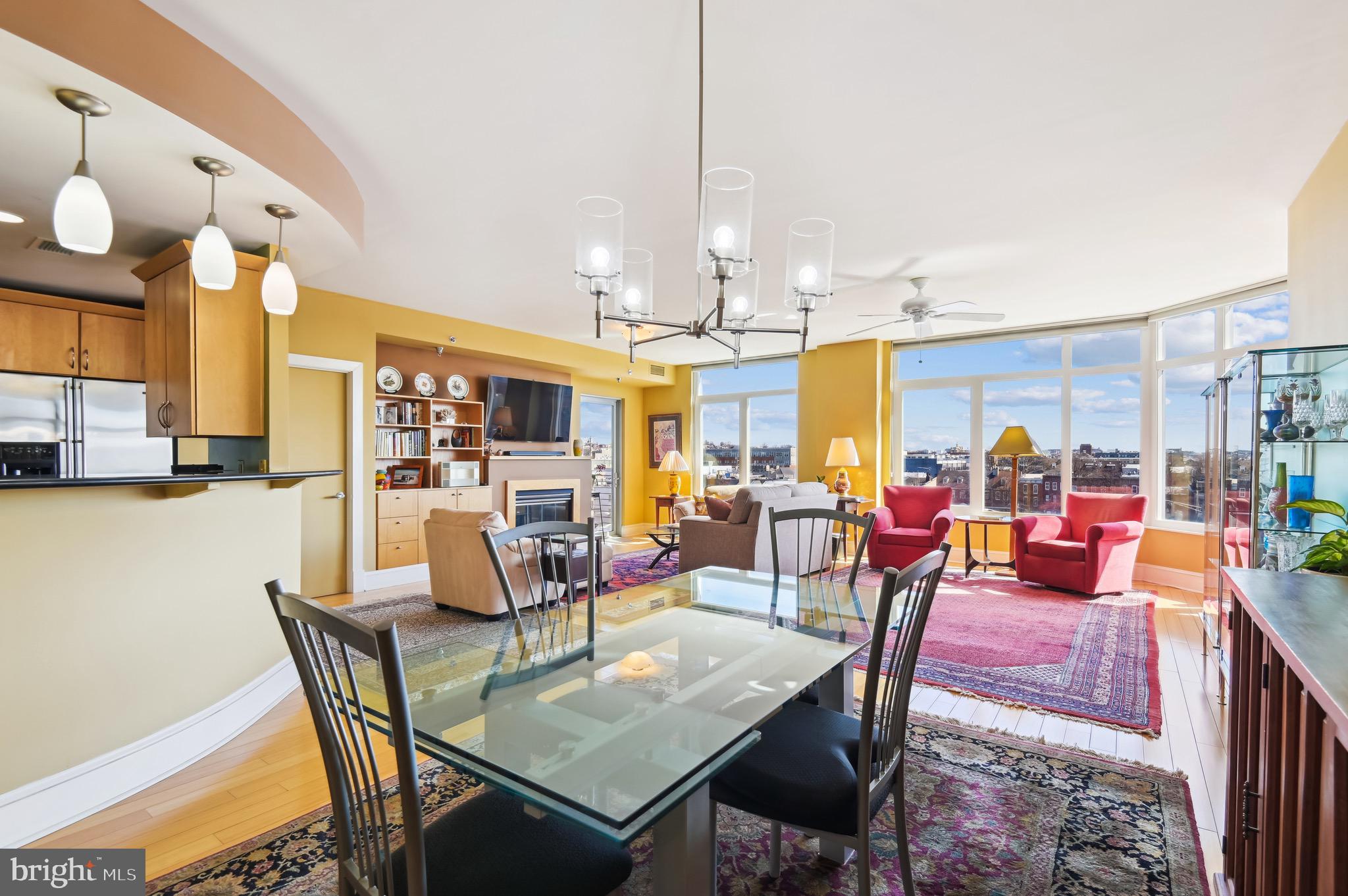 HARBOR EAST - Residential