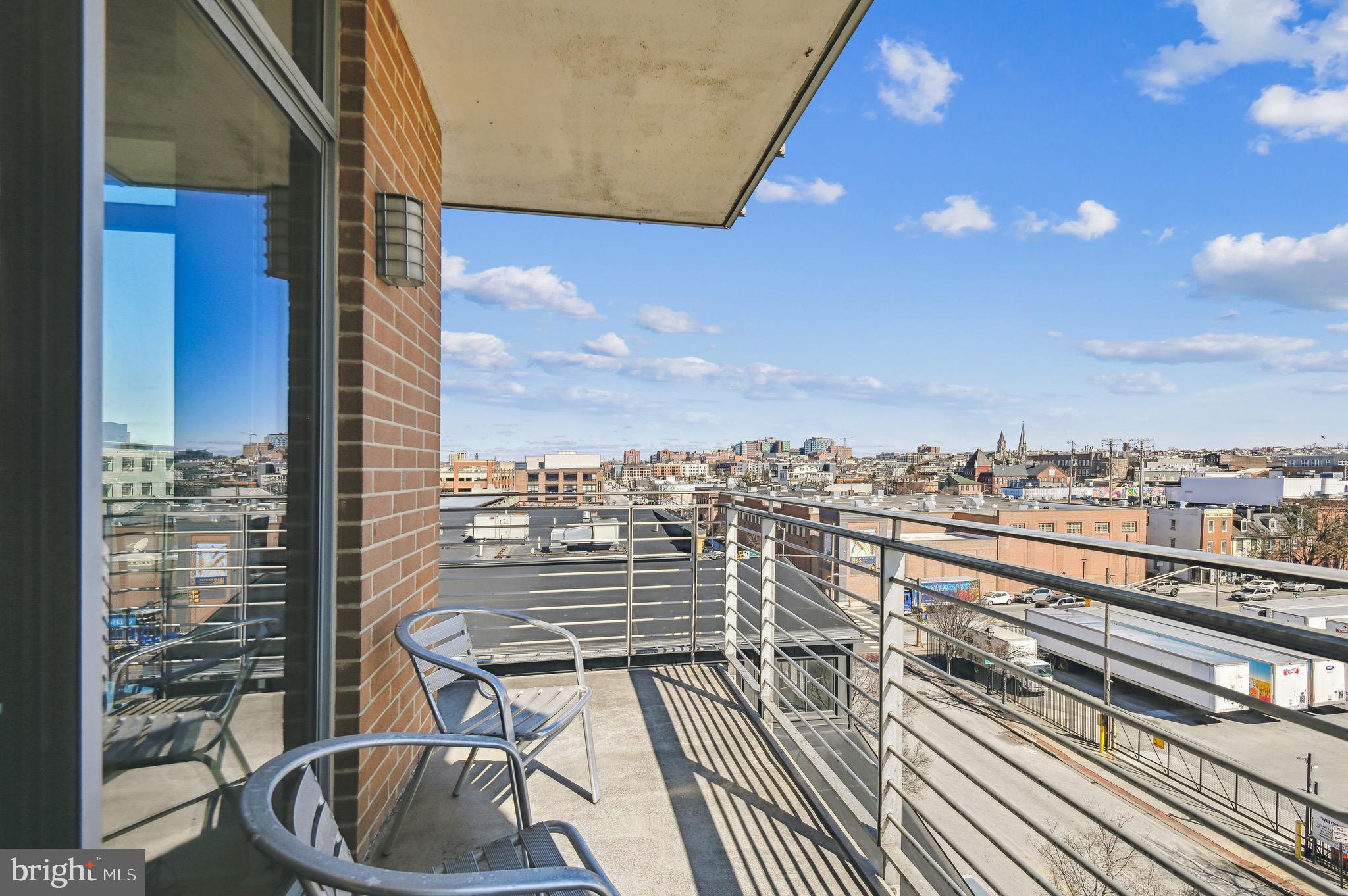 HARBOR EAST - Residential