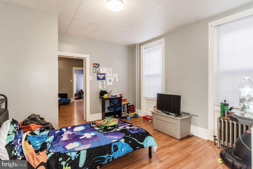 FRANKFORD - Residential Income