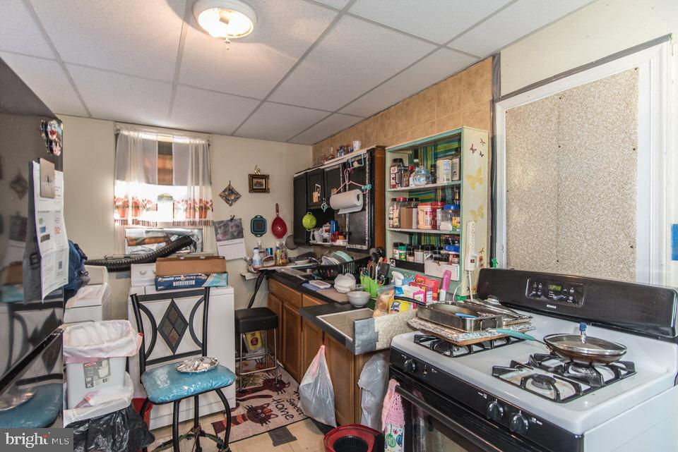 FRANKFORD - Residential Income