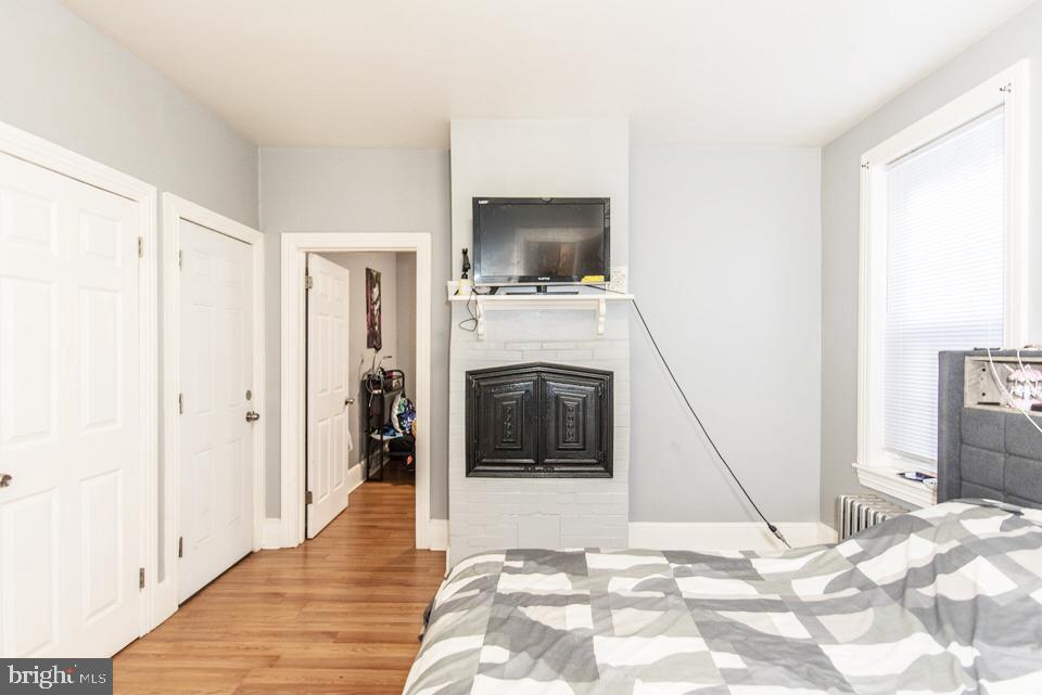 FRANKFORD - Residential Income