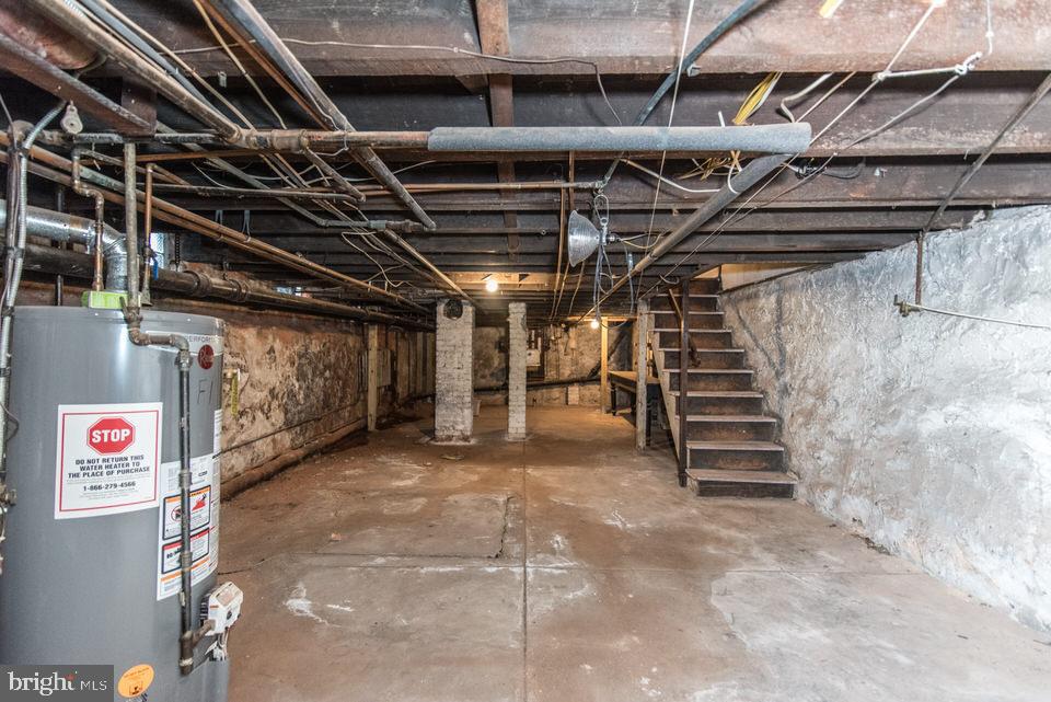 FRANKFORD - Residential Income
