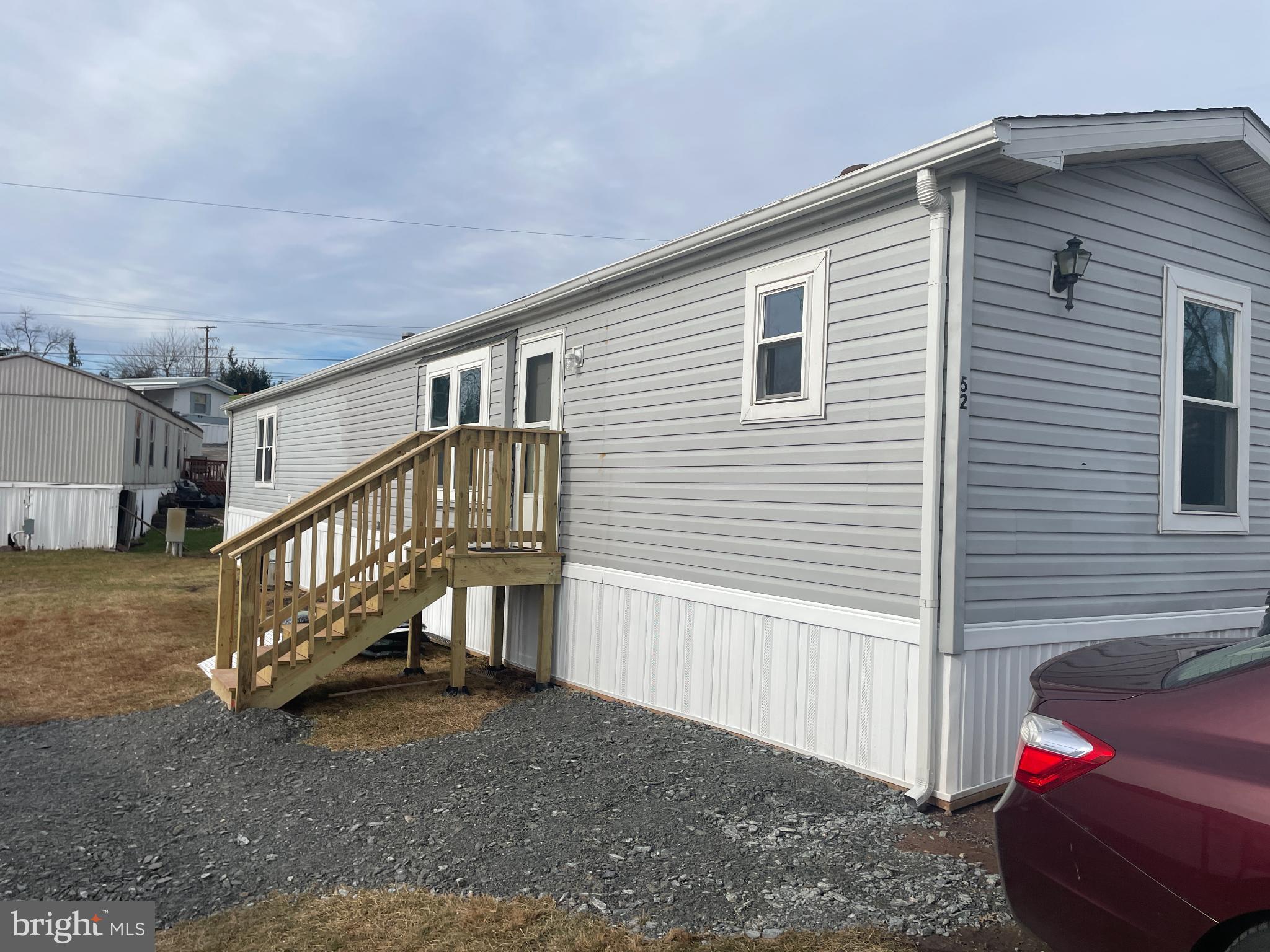MEADOW RUN - Residential