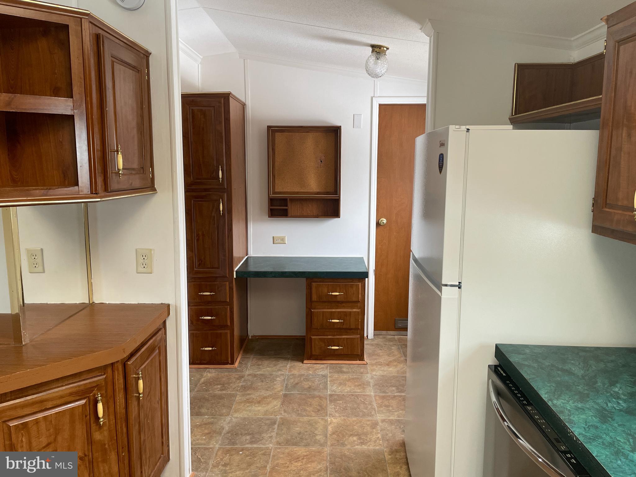 MEADOW RUN - Residential