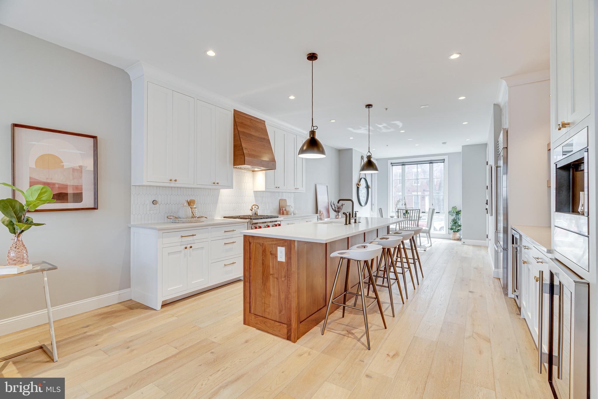 MT VERNON SQUARE - Residential