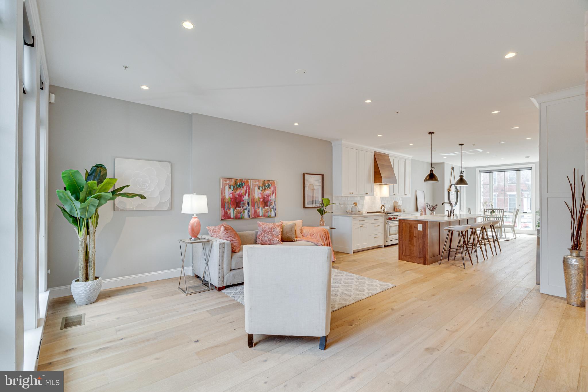 MT VERNON SQUARE - Residential