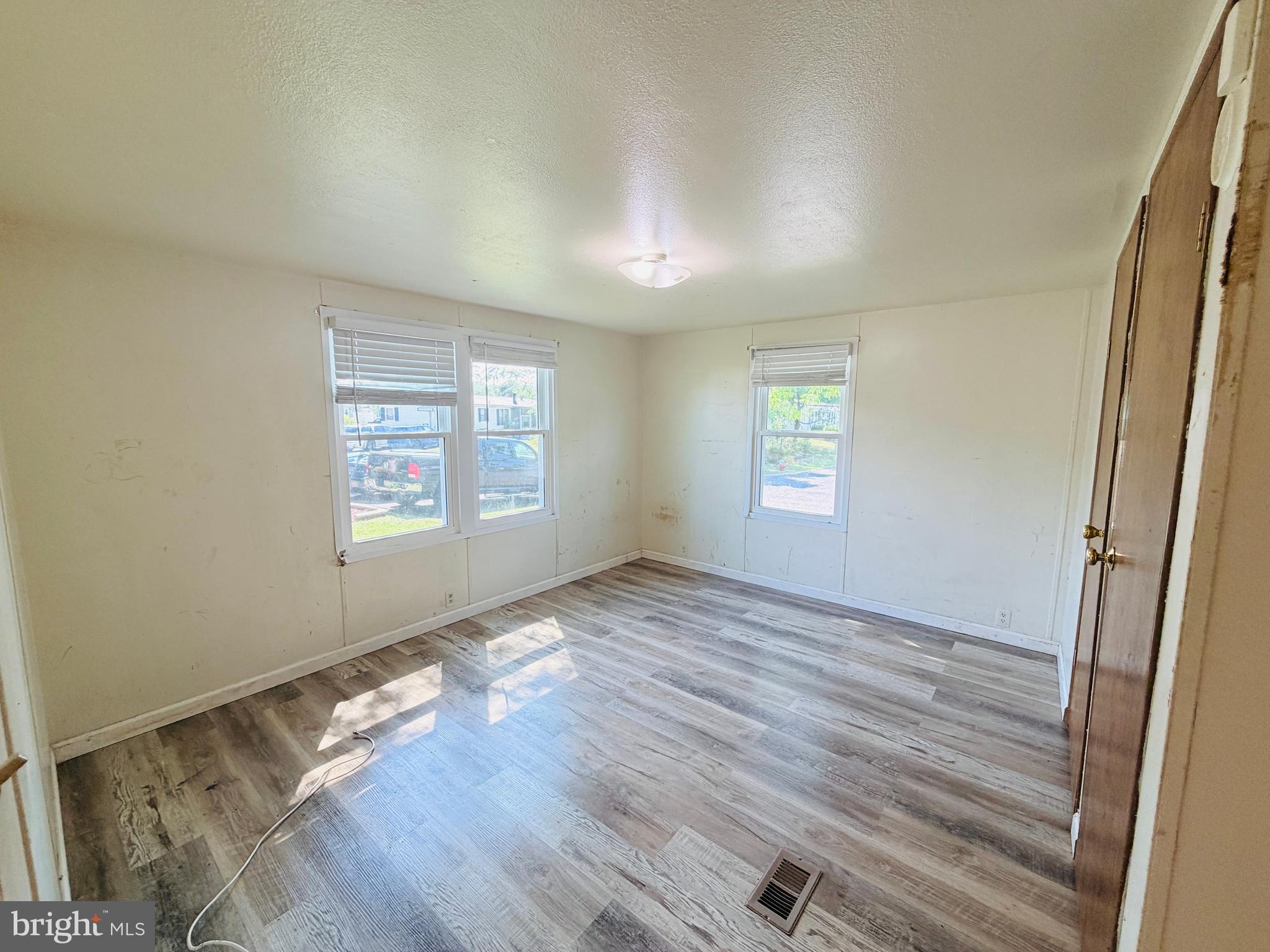 PERSIMMON PARK PL - Residential