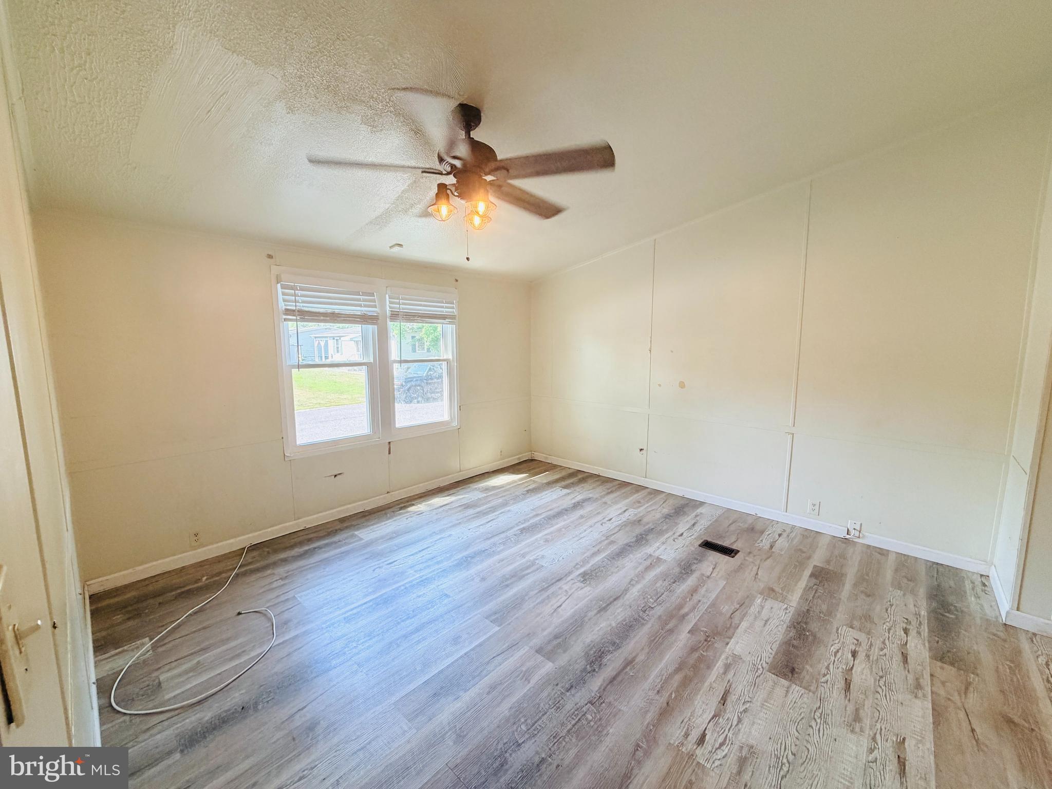 PERSIMMON PARK PL - Residential