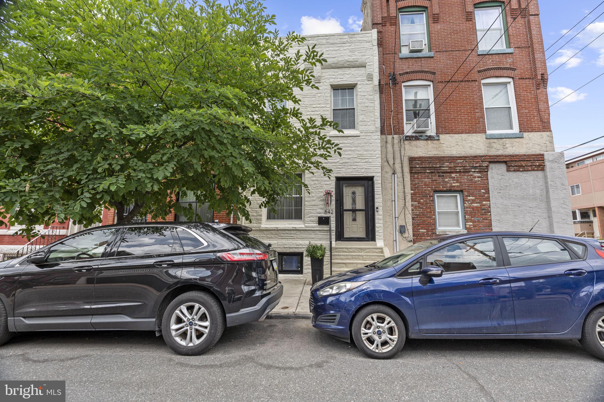 FAIRMOUNT - Residential