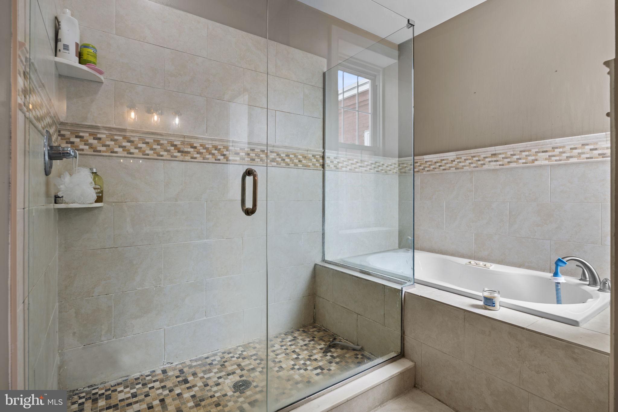 FAIRMOUNT - Residential