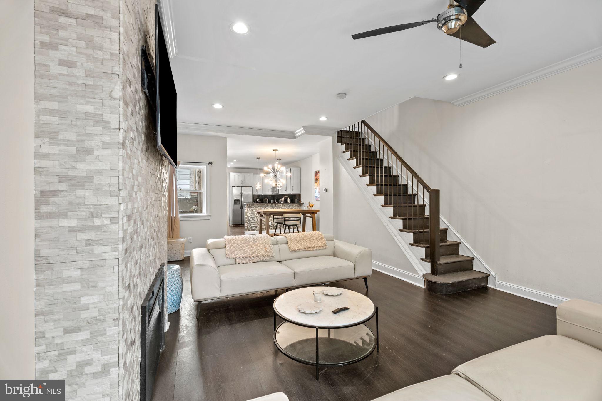 FAIRMOUNT - Residential