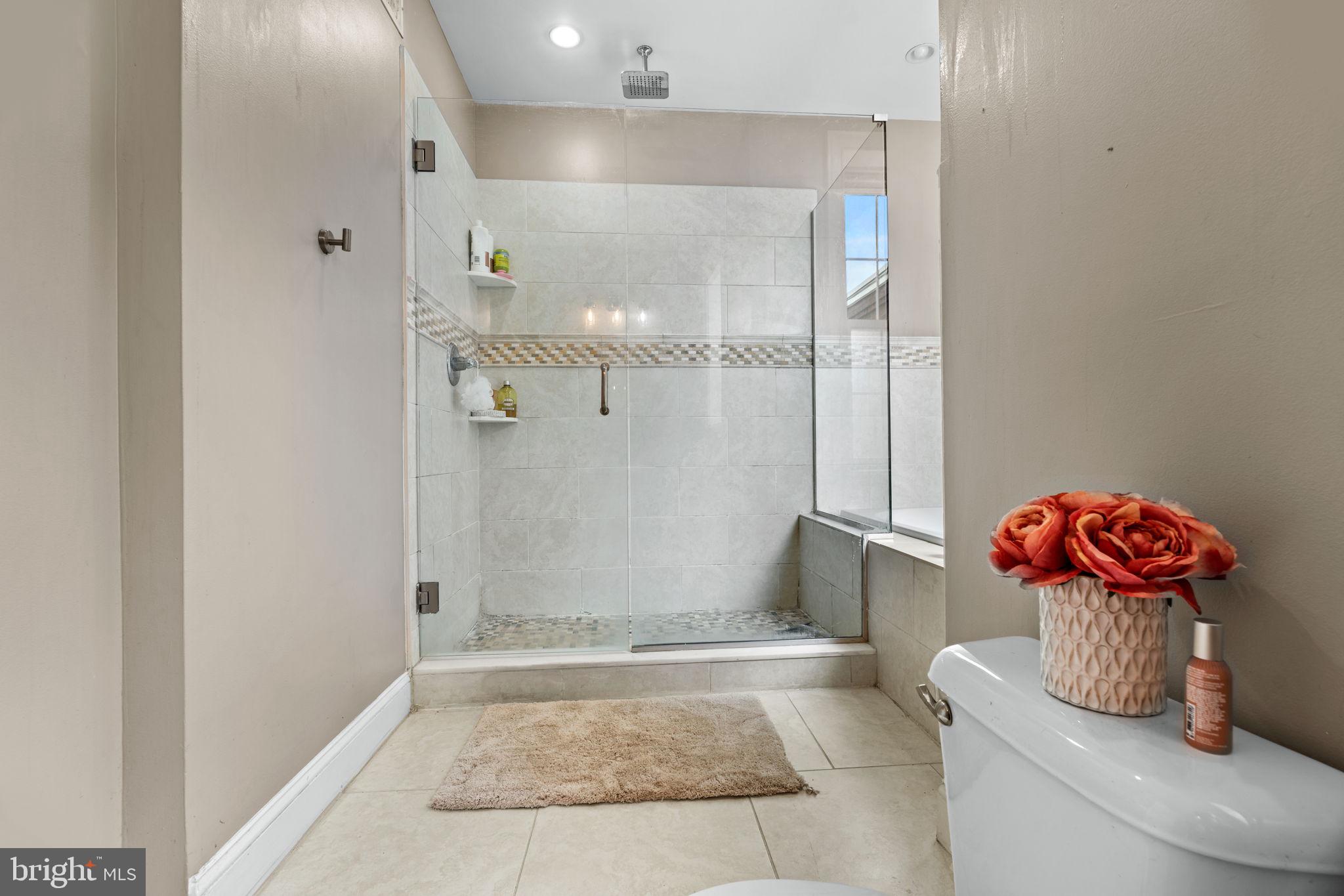 FAIRMOUNT - Residential