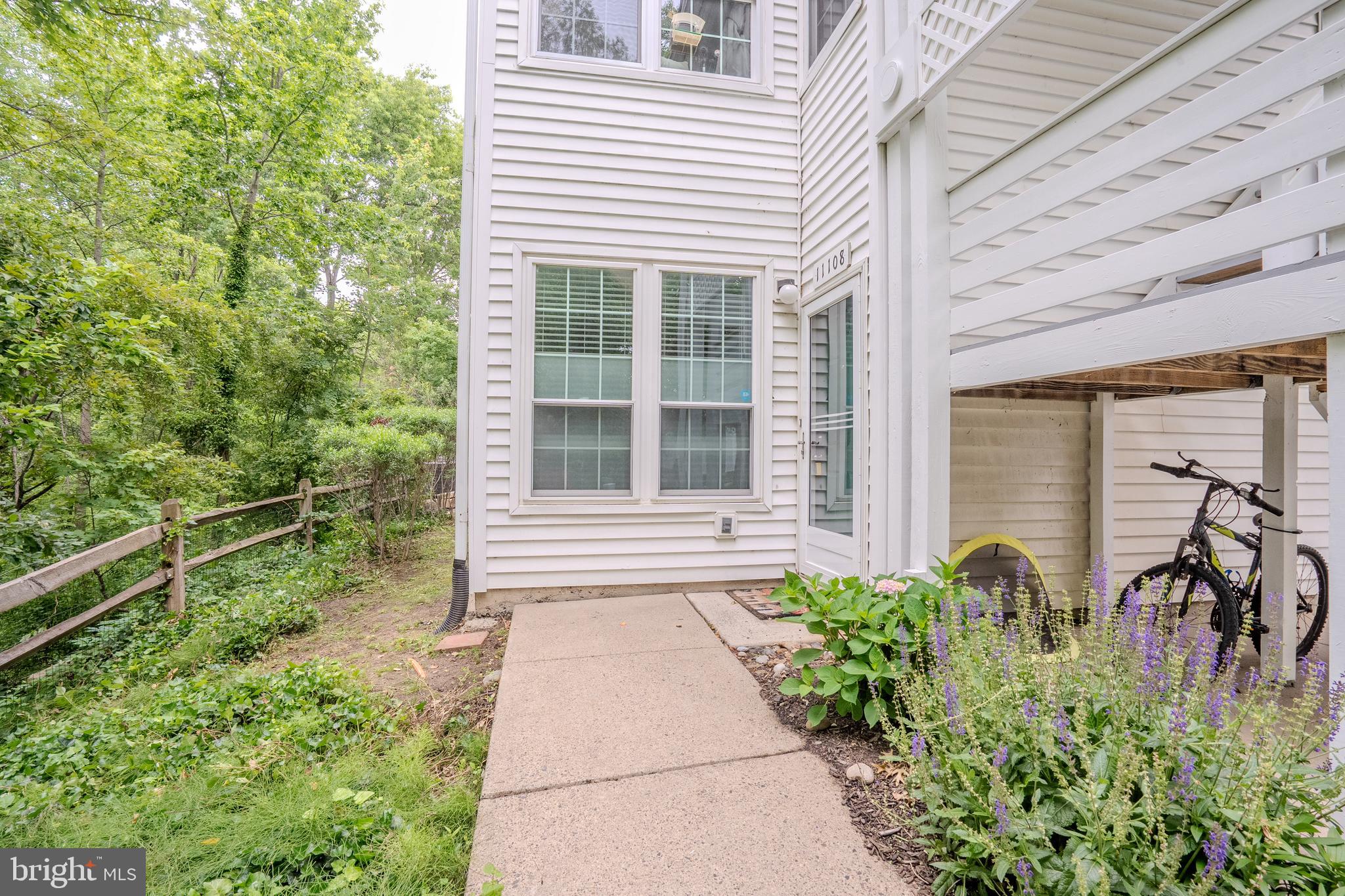 CORNERSTONE - Residential