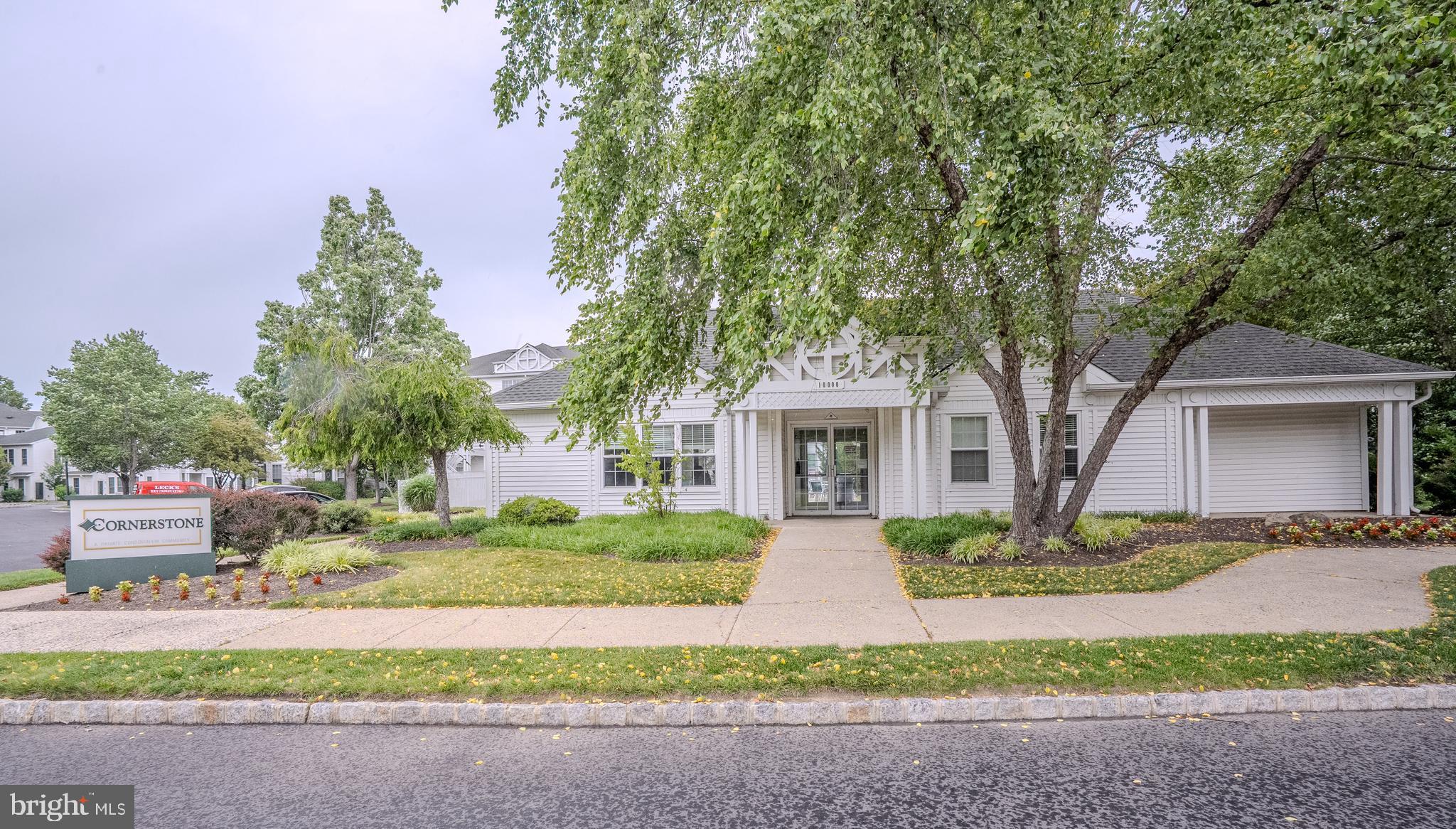 CORNERSTONE - Residential