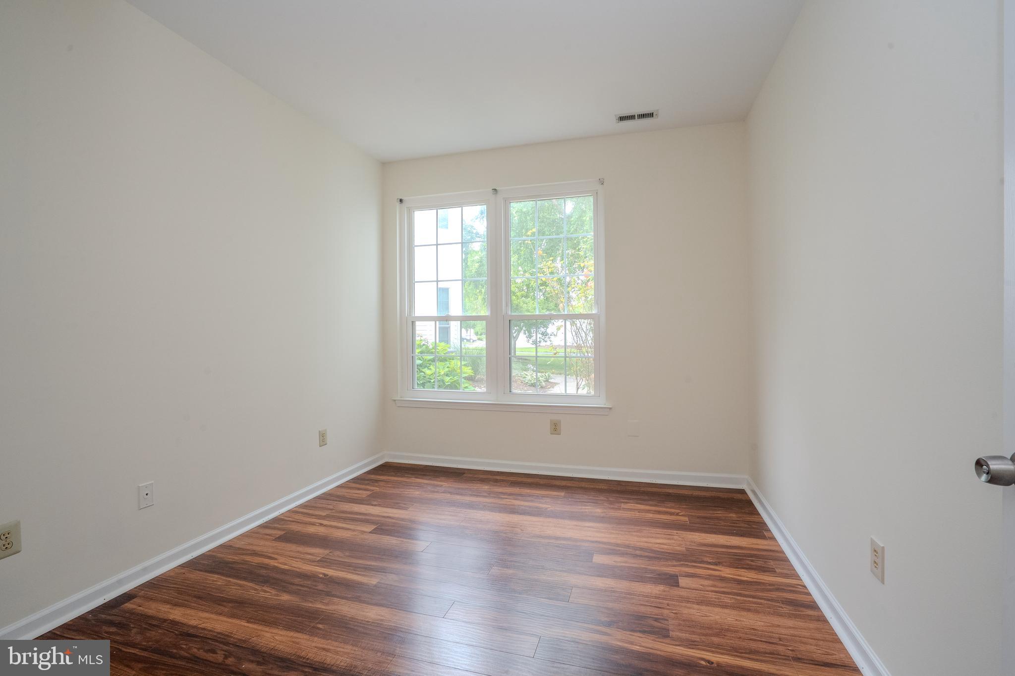 CORNERSTONE - Residential