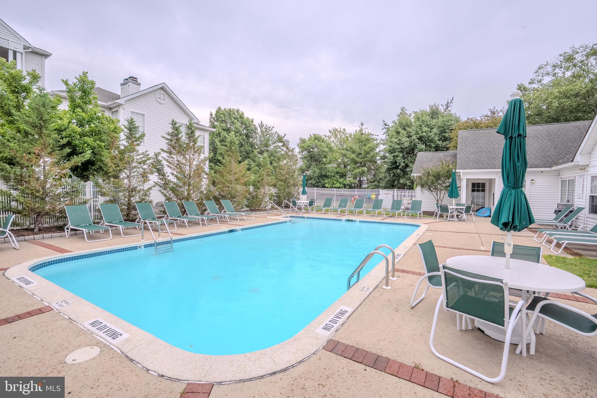 CORNERSTONE - Residential
