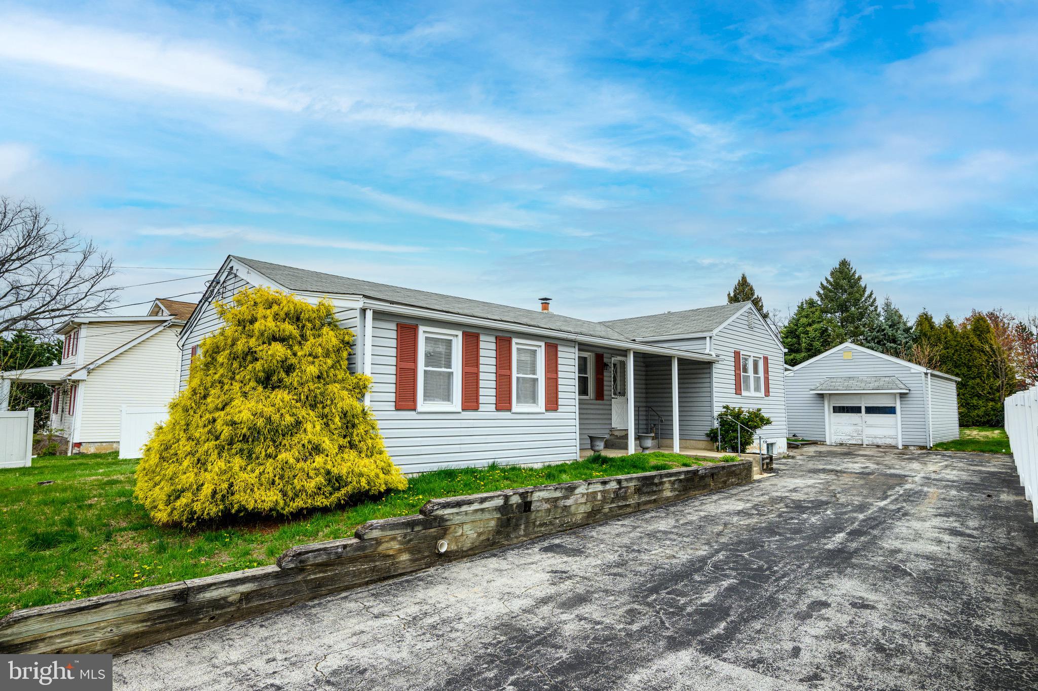 GULPH MILLS VIL - Residential