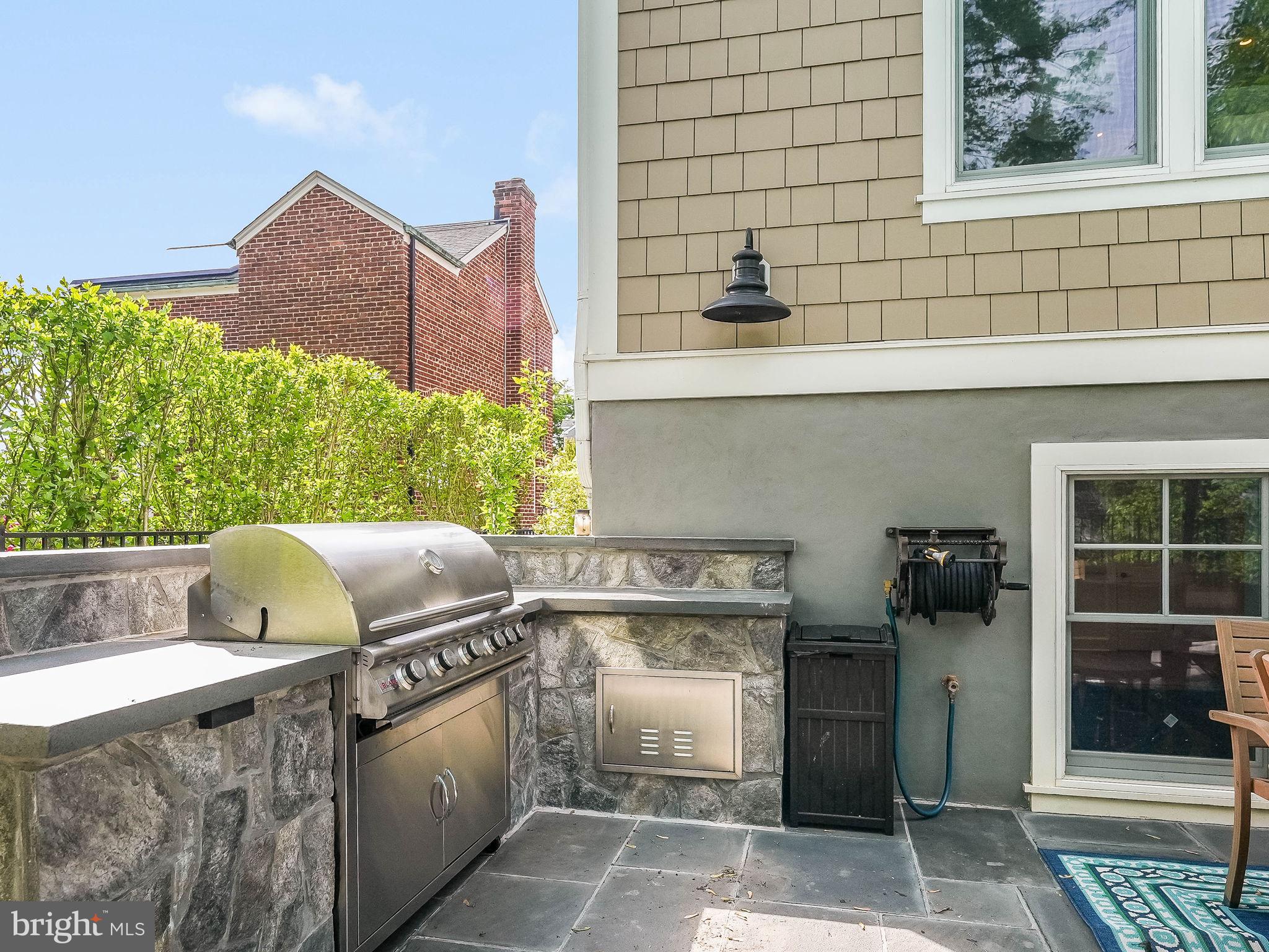 MILBURN TERRACE - Residential