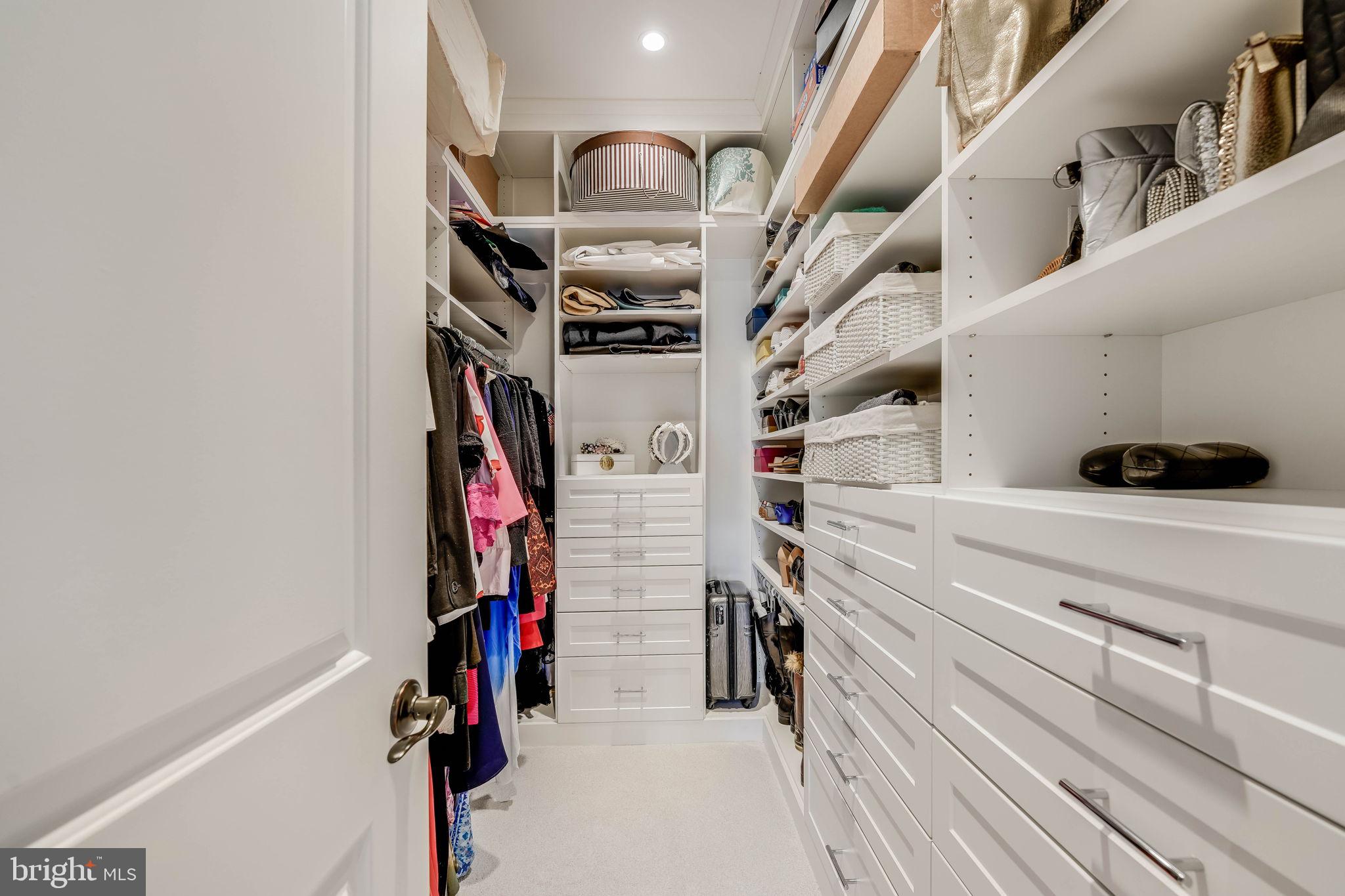 MILBURN TERRACE - Residential