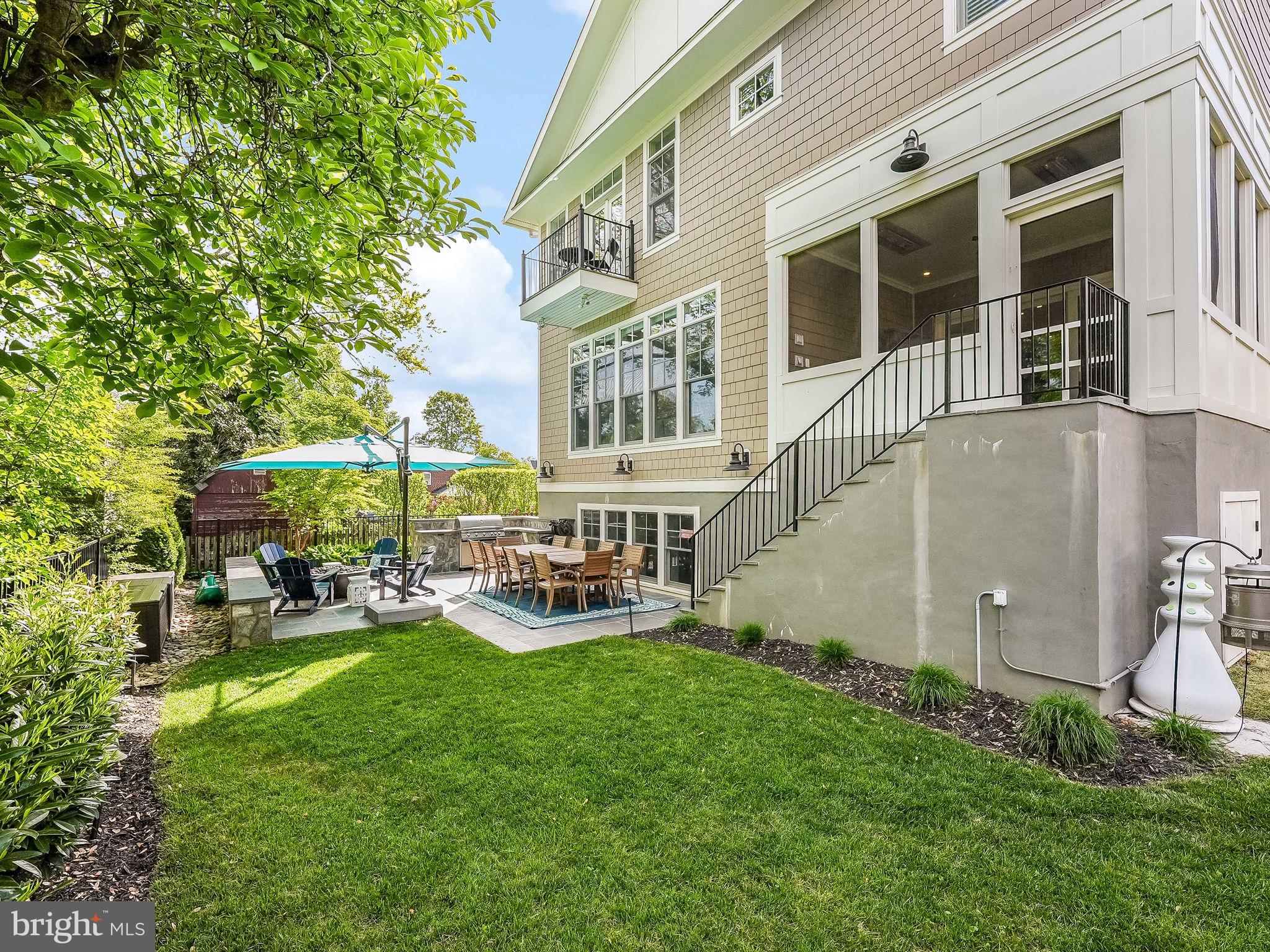 MILBURN TERRACE - Residential