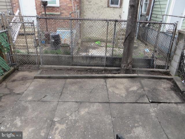 PORT RICHMOND - Residential