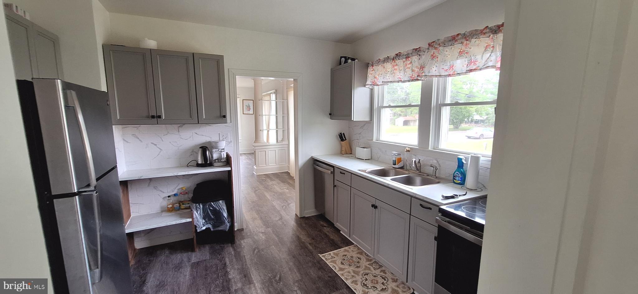EAST CAMBRIDGE - Commercial Sale