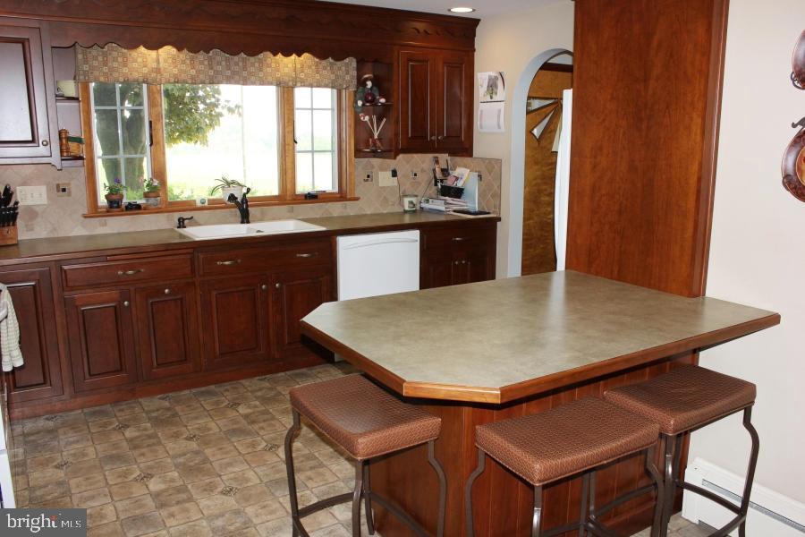 WHITE OAK - Residential