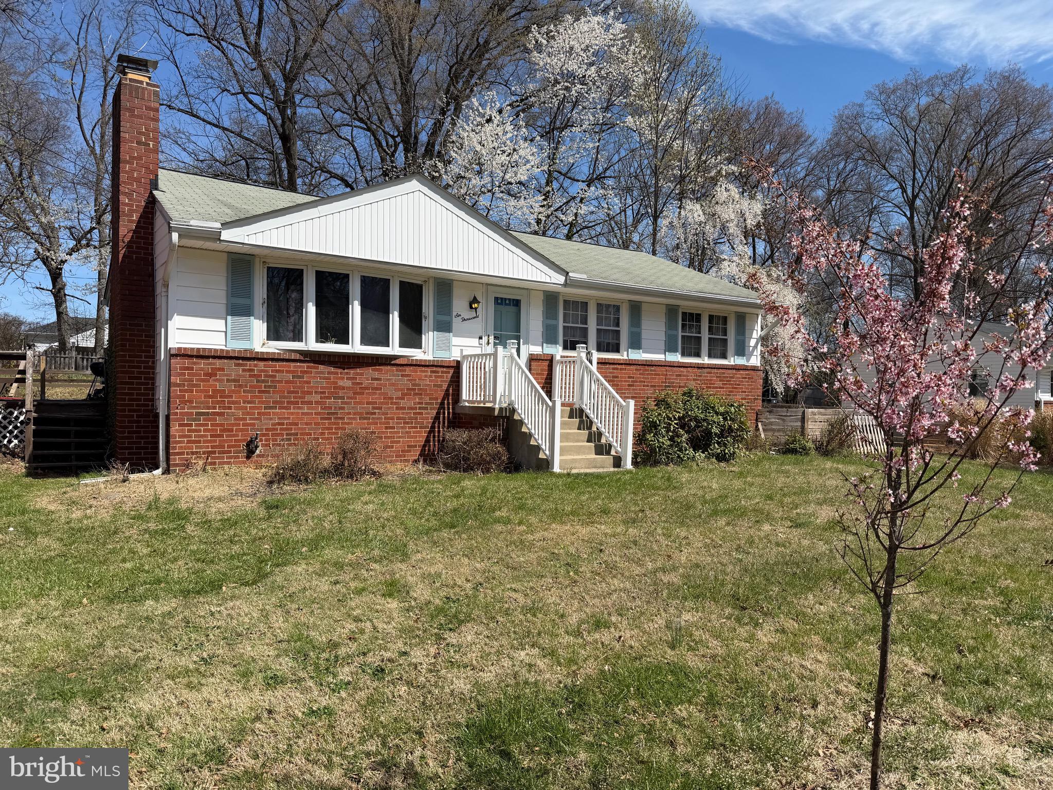 An opportunity of a lifetime to have this gorgeous home  located in the sought after west laurel community.
Bring Your Pinterest Board to Life! Charming Fixer-Upper!